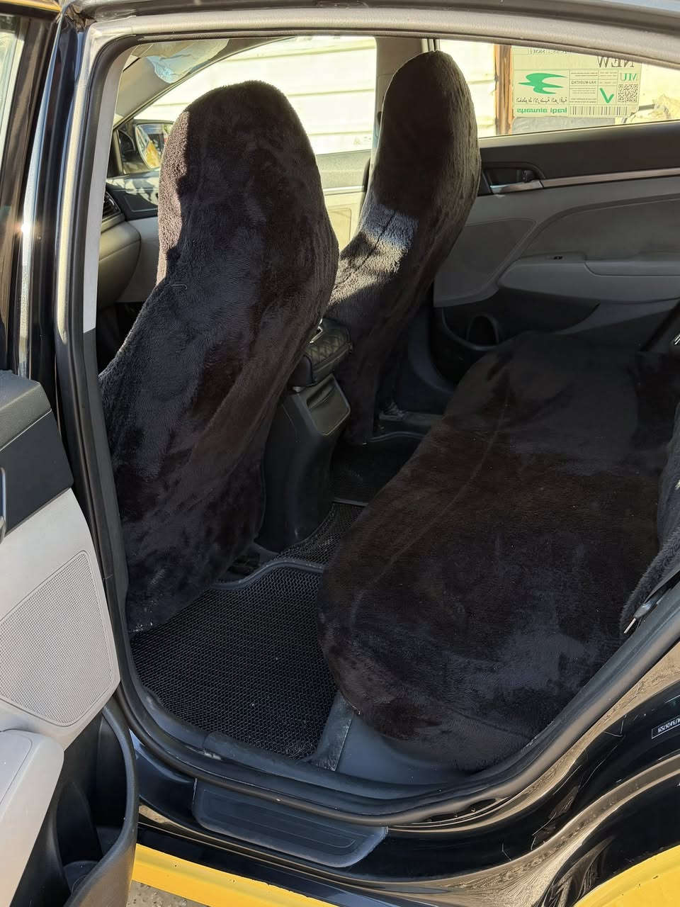 سلام عليكم الانترا ٢٠١٨ أمريكي محرك ٢٠٠٠ضرره جامرلغ وبنيد مبدل بدون دواخل شرط الفحص وبيه تبخير عتيادي السياره حلوه كلش وكاعده ماشيه ١٧٧الف نص مواصفات رقم ديالى سنيوه لل٣٠سعره ١٢٠$ وبيه مجال رقمي ***********
