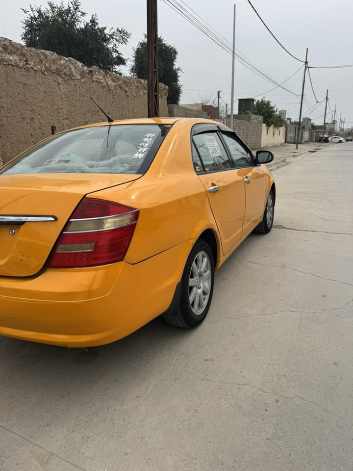 السلام عليكم 
جيلي موبل موديل ٢٠١١ تكسي 
رقم بغداد سنويه لغايه ٢٠٣٠ 
بطاقه بانزين كامل 
كير محرك كورلا 
المكان كركوك 
السعر ٣٧ بيه مجال قليل  ***********
 بيع مستعجل سبب ظروف ***********
