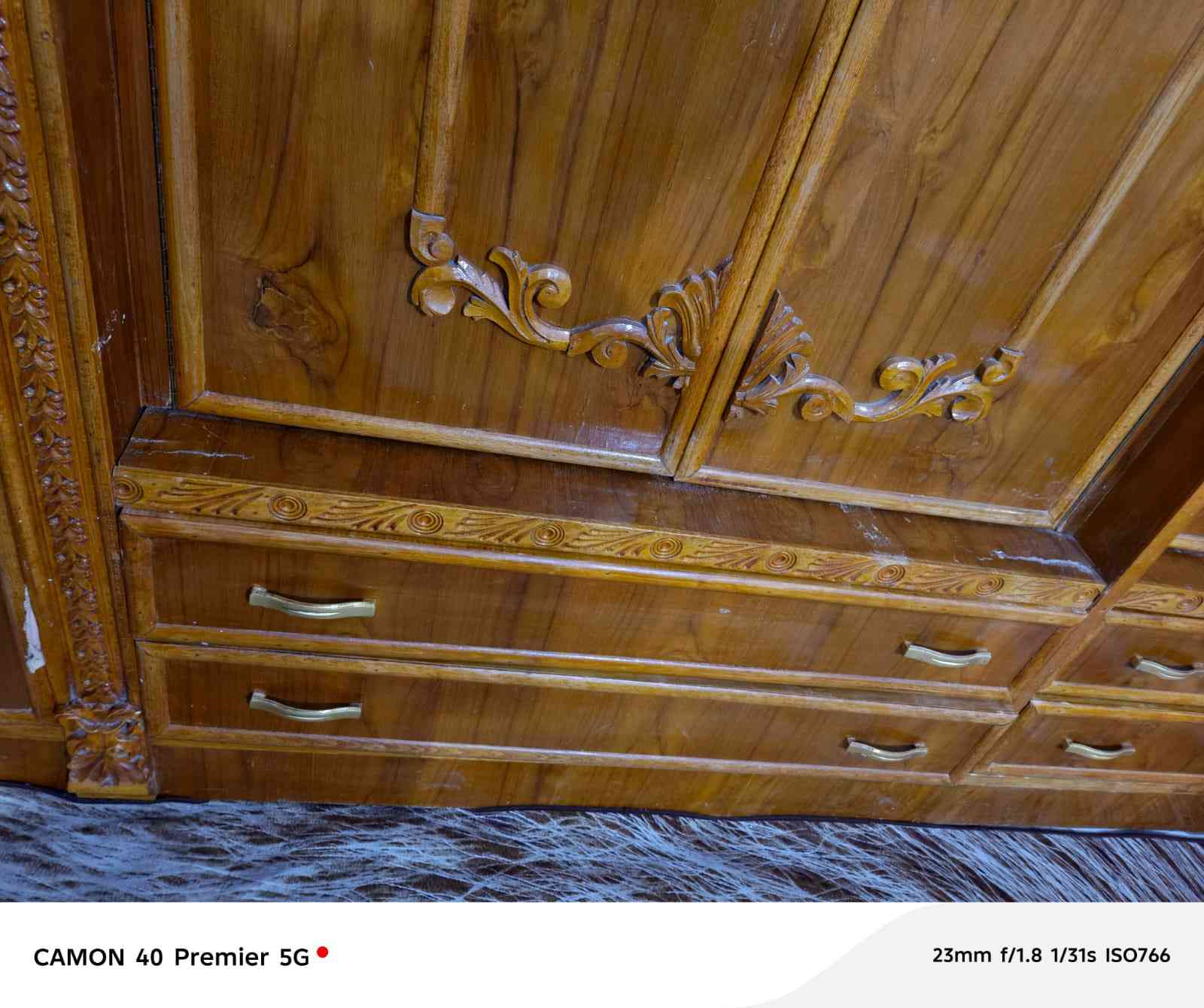 غرفه اخشاب نجارة ثقيله درجه اولى 6 قطع  كنتور 6 ابواب ارتفاع الكنتور 255 سم العرض 350 سم عرض الزاويه 110 سم عرض الكنتور مع الزاويه 470 سم  الجربايه بلوك 
السعر مليون ويوجد توصيل على حساب المشتري 
العنوان واسط قضاء الحي


**إذا كنت صاحب هذا الإعلان وتريد حذفه لأي سبب، رجاءا أرسل رسالة إلى الدعم الفني**