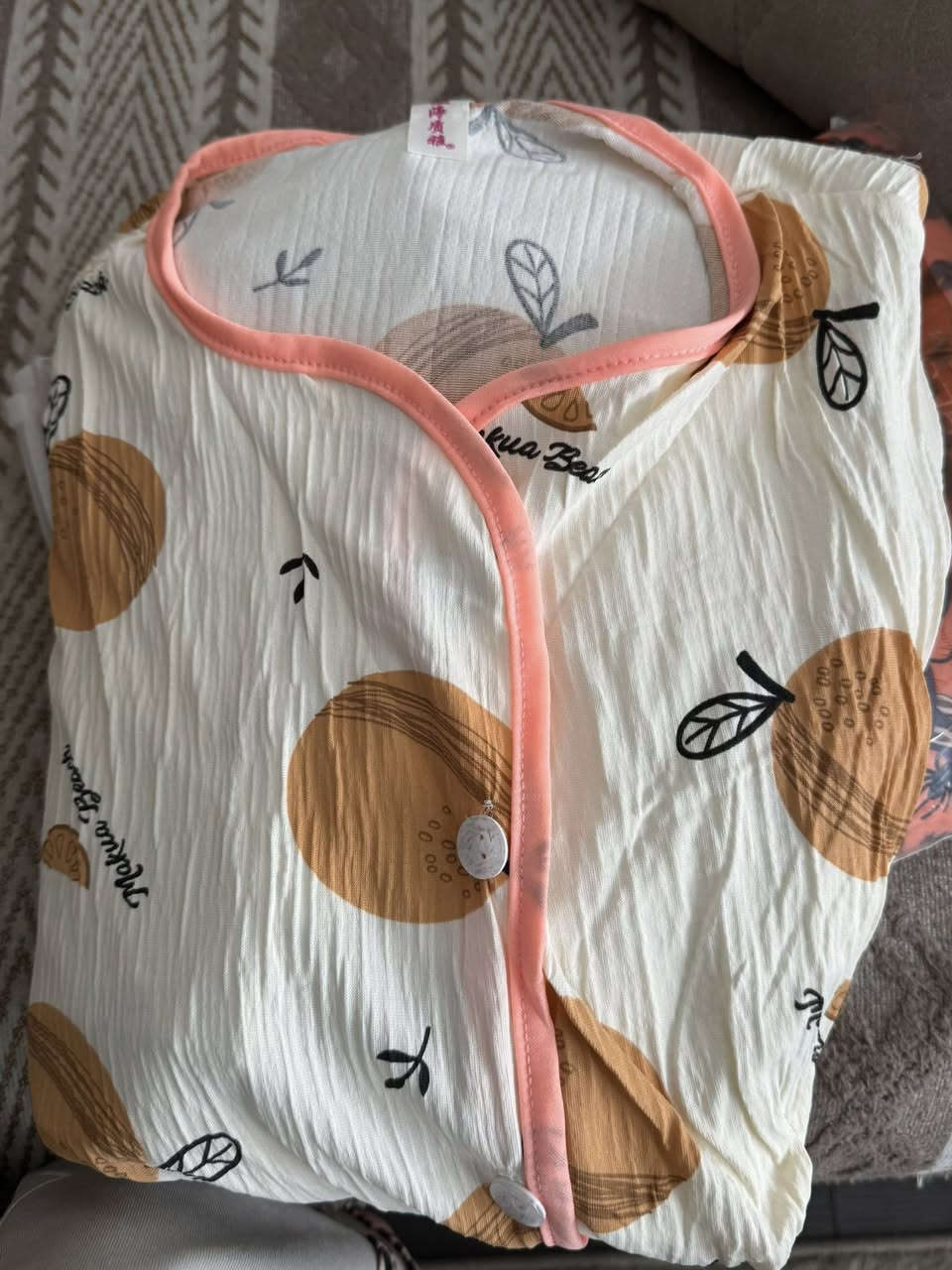 الخامه قطني وكريشه لا يضل بالكم جمال القطع كدامكم  متوفر بنات سعره ٣ قطع ٢٥ اخر قطع بقت الحجز راسلني توصيل ٣ لاف 🚚🚚


**إذا كنت صاحب هذا الإعلان وتريد حذفه لأي سبب، رجاءا أرسل رسالة إلى الدعم الفني**