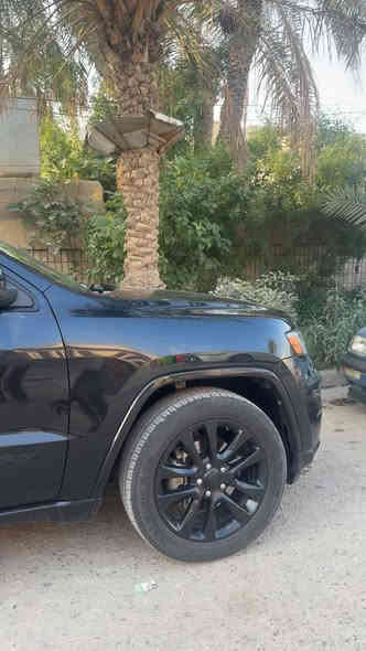 سلام عليكم جيب بلاك توب 2017 فول عده الفتحه معروفه مواصفات لبلاك توب السياره هاي ع ايدنه وماشيه قليل ماكو جيب 2017ماشيه 50ميل السياره مابيه قطره صبغ حادثها حيل حلو بيها صار شبر بارد بل جاملغ موضح بل سونار بس الحادث من جوه صار ف متضرر الكشر السياره رايدها ب21الف وبيها مجال قليل 210 هسه ارافق السونار فقط اتصال ***********
