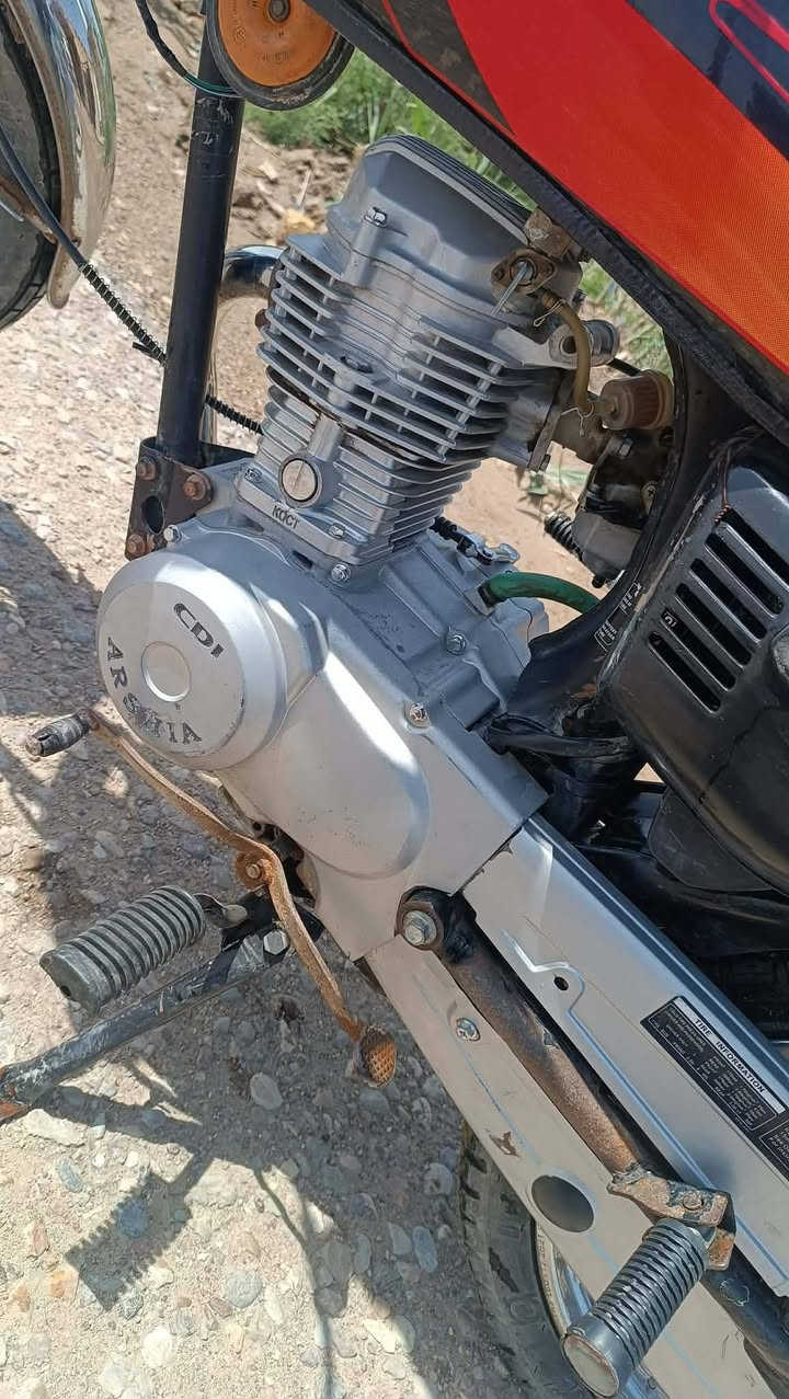 السلام عليكم مكلف بنشر دراجه ارشا اوراق اصولي موديل19مبدل بوشه وبستم *********** السعر450قفل قفل
