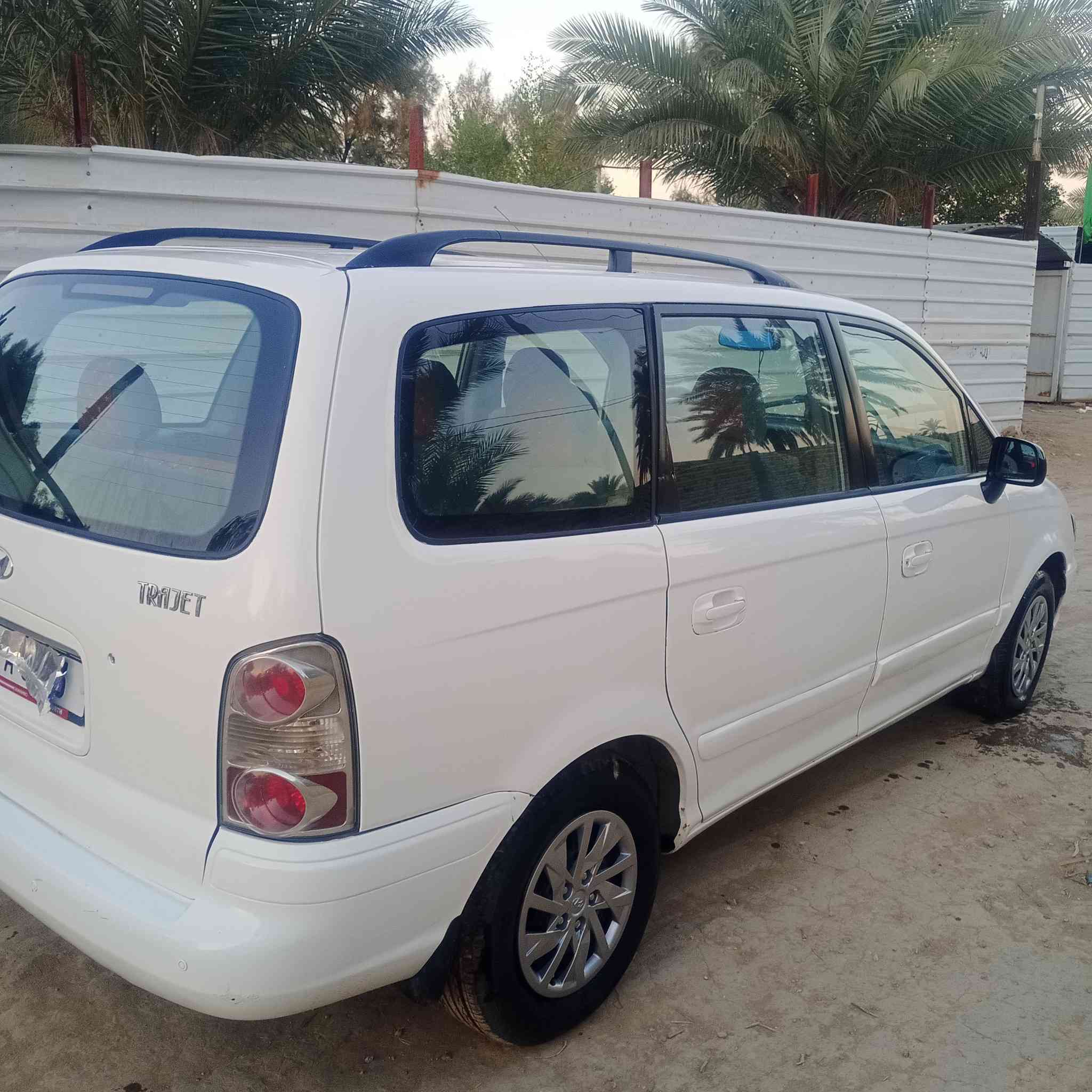 السلام عليكم   هونداي تراجيت 2006  رقم النجف  بسمي  سنويه 2030  السيارة بيه ضربه خفيفه  بالجاملغ لايسر  ونفسه ما مبدل  مصبوغه  جماليه  فقط وتجي وتشوف وتدلل سعر 75  وبيه مجال قليل/  ***********
