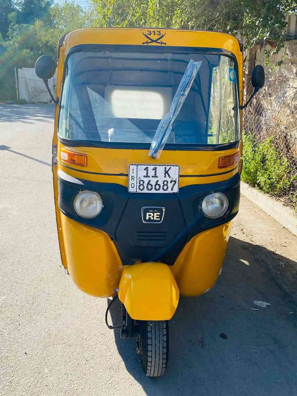 سلام عليكم تكتك 2020 رقم نكليزي وسنويه كشرهه كفاله ما عده ضربه بل غد موضح بل صوره والدوس بيهن خياس السعر 6500وبيهه مجال
مكاني بغداد شعب               اتصل ودلل ***********
