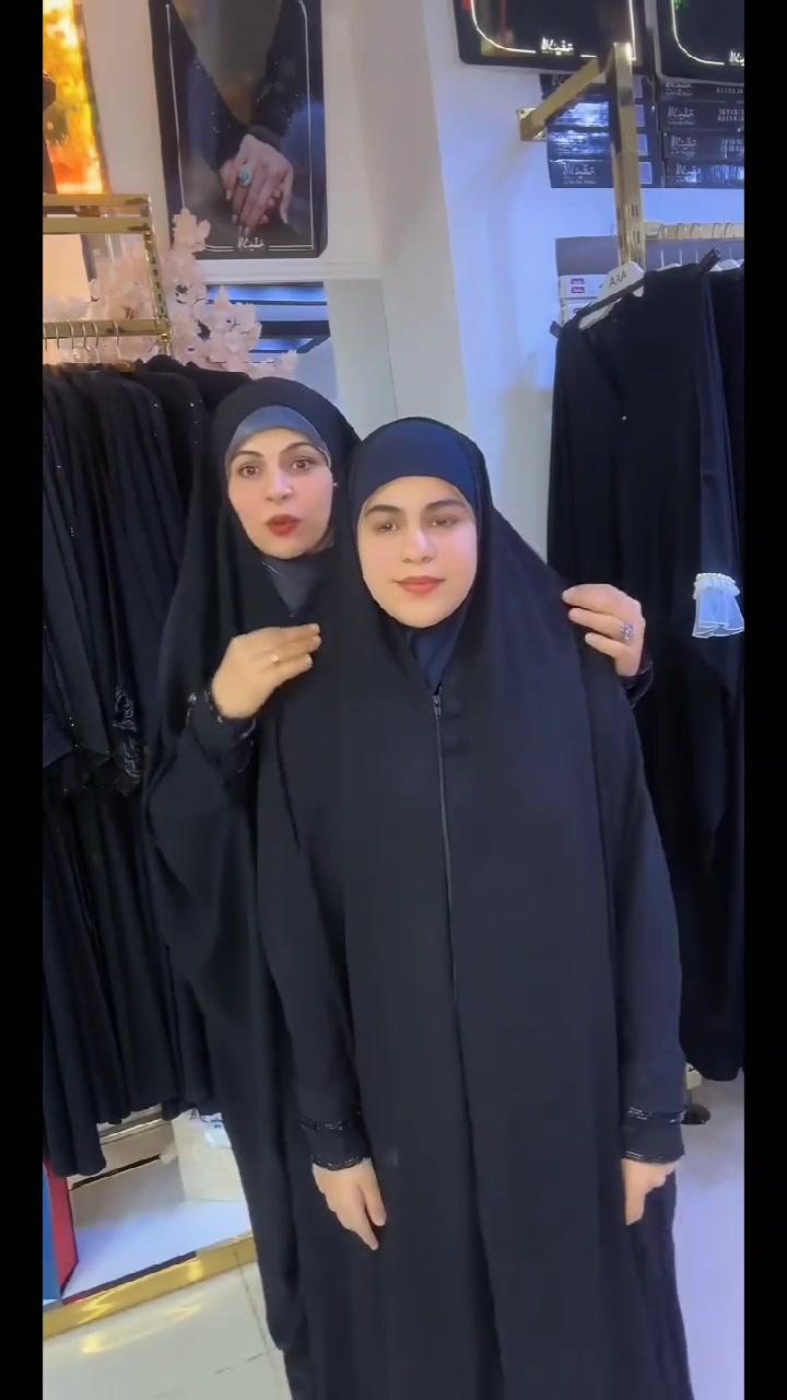 عباء بنوتات  عمر محير  جرجيت كوري سواد فاحم


**إذا كنت صاحب هذا الإعلان وتريد حذفه لأي سبب، رجاءا أرسل رسالة إلى الدعم الفني**