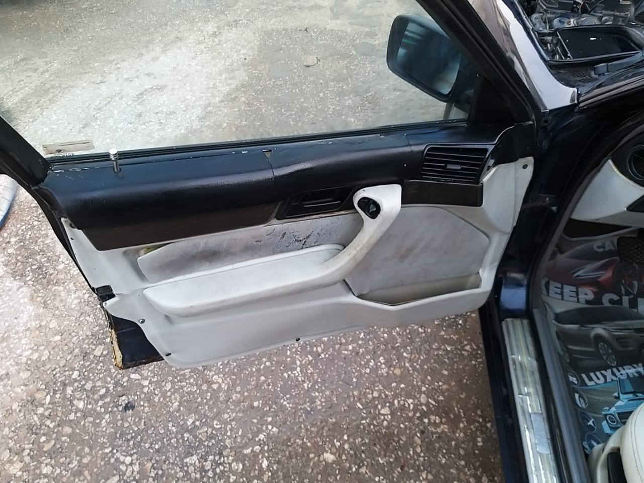 بي ام ٥٢٥ مسكر تك فانوس فول مواصفات حداديه فول المحرك بيه تبخير السعر ٥٠ بيه مجال
*********** رقم دولي اي مكان يدور
