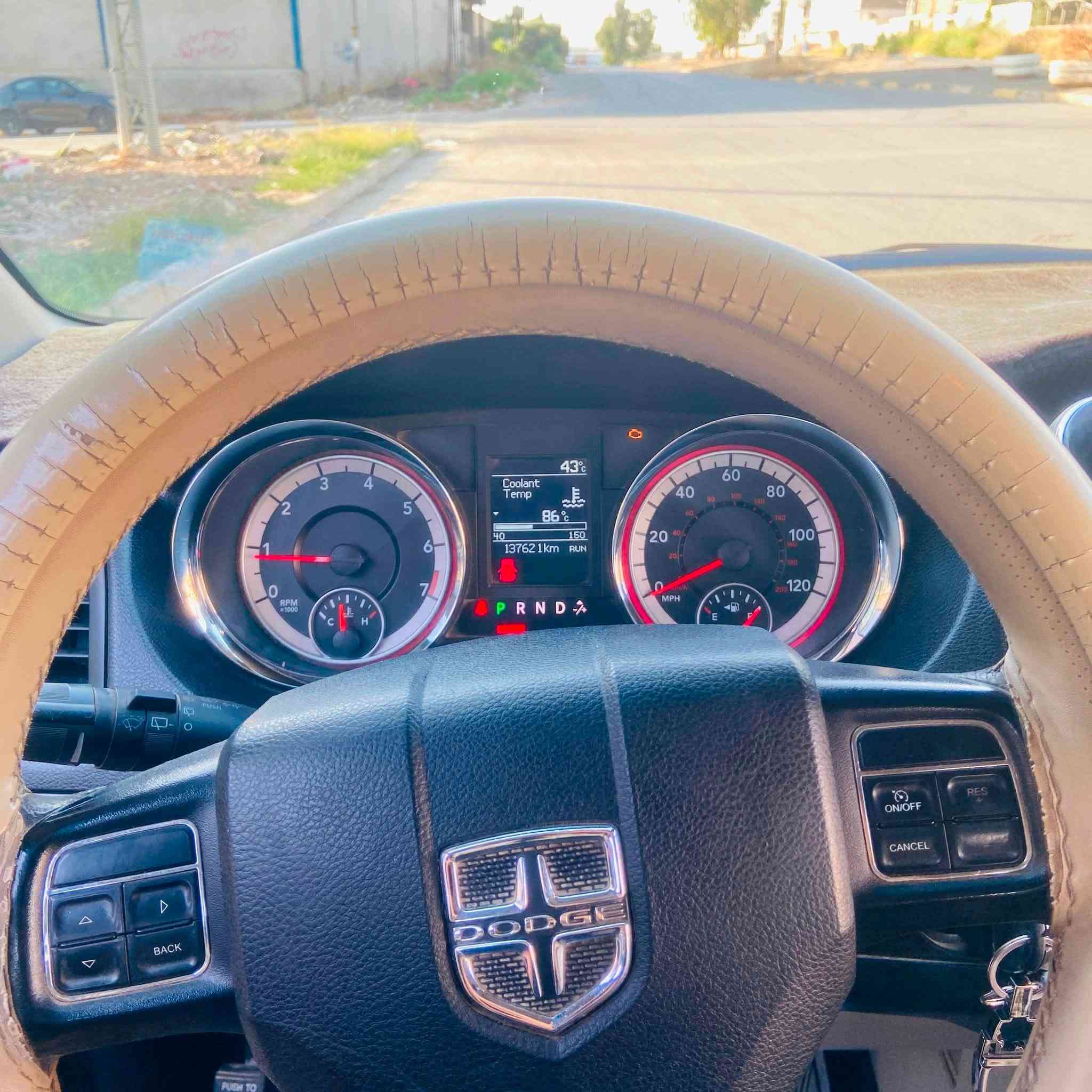 السلام عليكم شلونكم حبايب دوج كرفان
sxt 3600 2014 موديل
سياره جاهزه كير ومكينه مكفولات تبريد ثلاث قطع ثلج صدر امامي وخلفي جديد تخم تاير جديد تشغيل عن بعد الكهربائيات شغاله سياره حلوه ومثل ما موضح عدكم بسونار السياره بدون دواخل شرط السونار منظومه غاز بيها 80 رقم بغداد الدولي بأسمي تحويل مباشر مكاني موصل السعر 135 اي استفسار رقم الهاتف
*********** الكورك ***********

