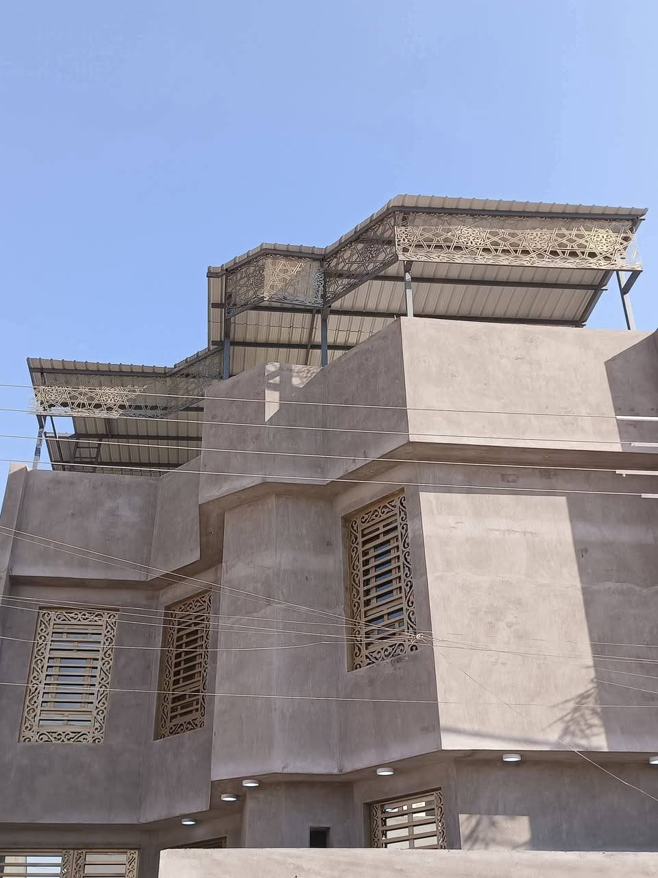 تعبت من الشمس والحر؟  نشتغل ألك  أحسن مظلة كيسبان بأعلى جودة وأقوى متانة:
🏗️ حديد ثقيل: سمك 2 ملم لثبات وأمان دائم.
🛡️ كيسبان أصلي: سمك 0.5 ملم لعزل مثالي ومقاومة للظروف الجوية.سعر المتر 28 الف
🎨 ألوان مميزة: متوفرة بألوان مختلفة تناسب ذوقك وتصميم بيتك.
⏱️ سرعة واحترافية: كادرنا المختص ينجز العمل بالكامل خلال ساعات قليلة وبدون فوضى!
📞 احجز مظلتك الآن واحمِ سيارتك وبيتك:

#اذا ناوي تشتغل ومقرر اتصل بينا 
📞اتصل اتصل 
(***********)  وتساب متوفر      📍البصرة
