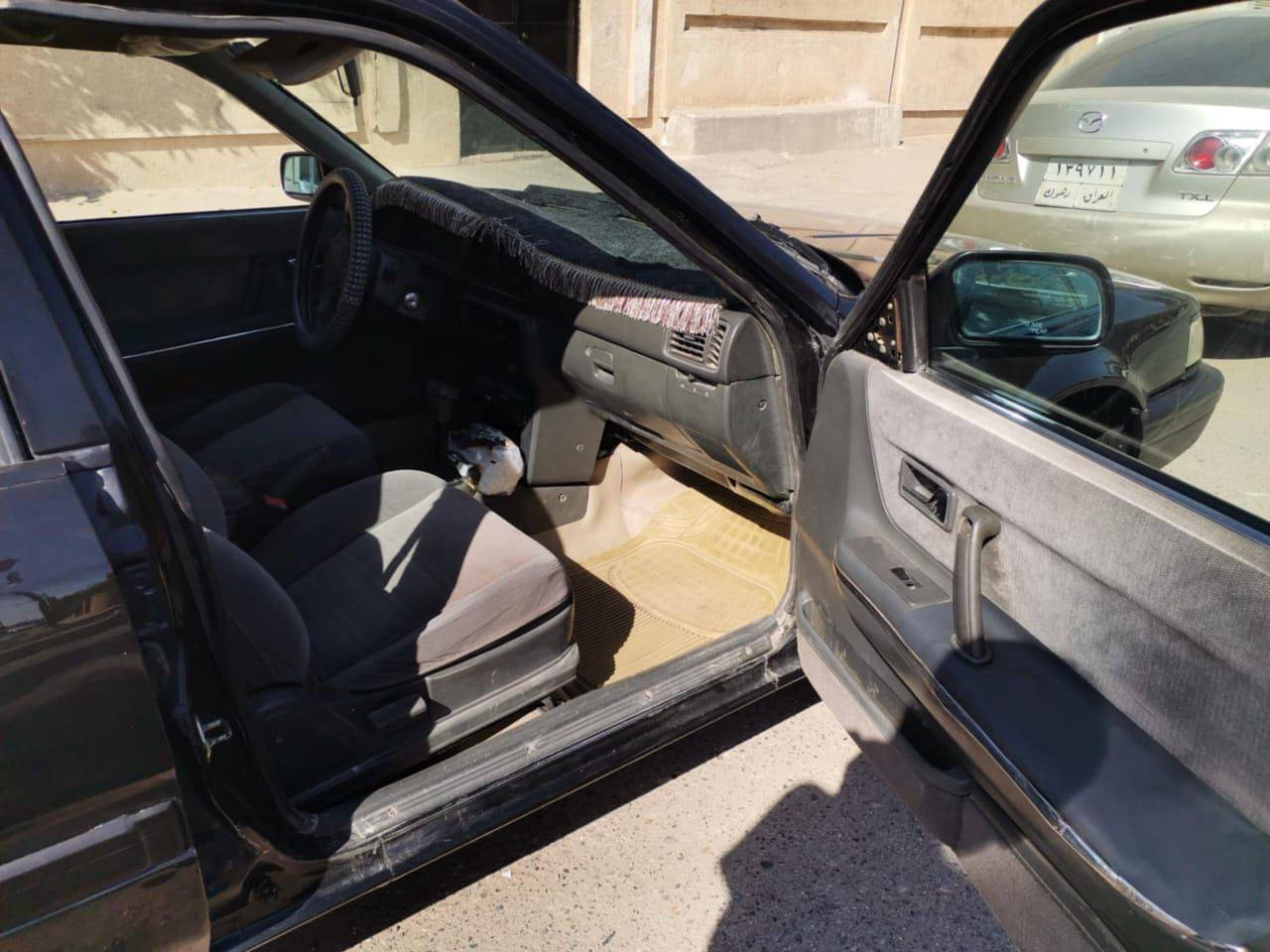 السلام عليكم 
مازدة 626
صندوق 
سنوية جديدة ورقم انكليزي 
كابون بأنزين بيها 
كير اوتماتيك جامات كهرب 
مكينة 12 بخ 
صبغ عام 
السعر 38 وبيها مجال بصيط 
العنوان موصل حي العربي 
***********
***********
