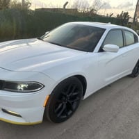 جارجر 2022 وارد امريكي حادث سرقه كل القطع وارجعه اصليه  محرك V6  فتحه ...