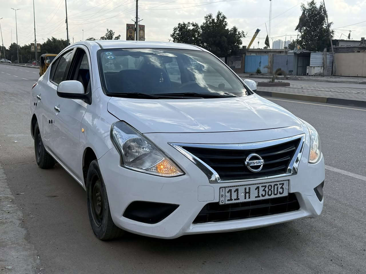 السلام عليكم سني م 18 نضيفه بيه كم قطعه صبغ سياره خير من الله جديده كير محرك تبريد خير من الله بسمي رقم جديد ماشيه 100 تقريبا مكاني بغداد الرصافه سعره 90 وبيه مجال قليل جدأ 
***********
