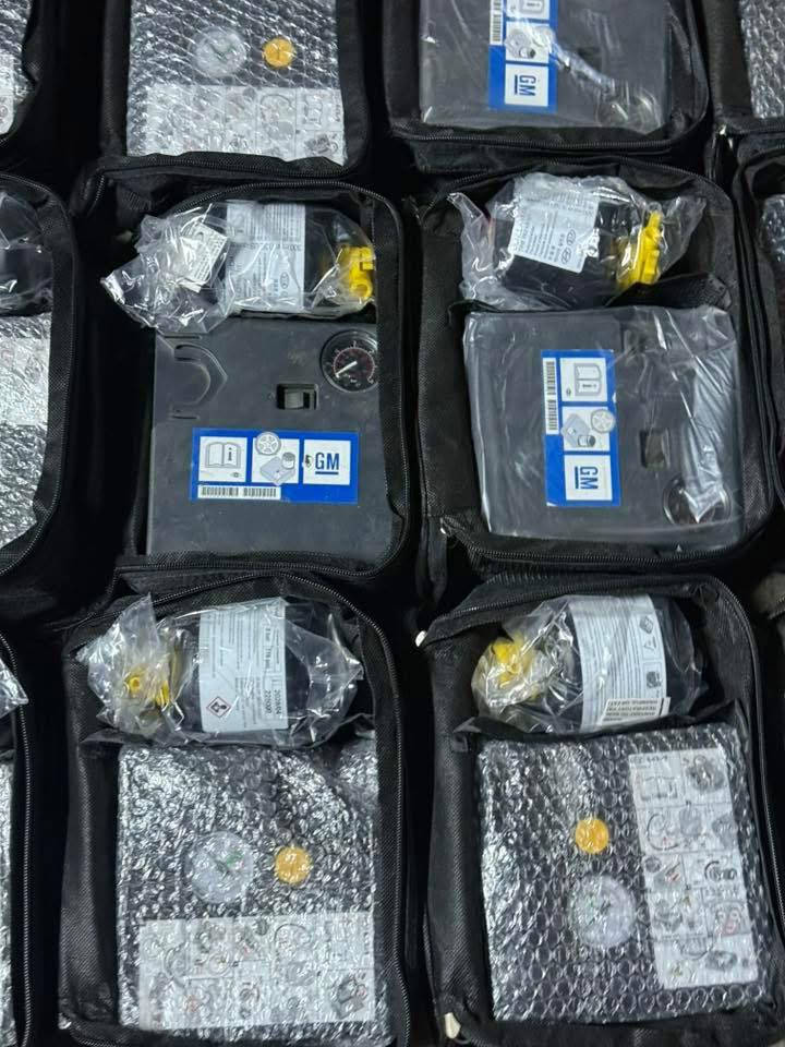 � للبيع منفاخ إطارات كوري أصلي – تفصيخ
🏷️ النوع: منفاخ إطارات كوري أصلي
📌 الحالة: مستعمل (تفصيخ)
⚙️ المميزات:
✔️ أصلي 100%
✔️ قوة نفخ ممتازة
✔️ مناسب لمختلف أنواع السيارات
✔️ عملي وسهل الاستخدام

💰 السعر: ٣٠ ألف دينار
📍 العنوان: مشتل مقابل حمام الفندي
📞 رقم الهاتف: ***********
ضمان بكل قطعه مده شهر رجاع او ستبدال 
يوجد توصيل جميع الحافضات ٥ الف
