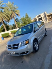 ٠٧٧١٨٤٨٠١١٨ كرفان فئه SXT بيبان وصندوك كهرباء فرس سقف كشنات بلع ٣قطع ت...