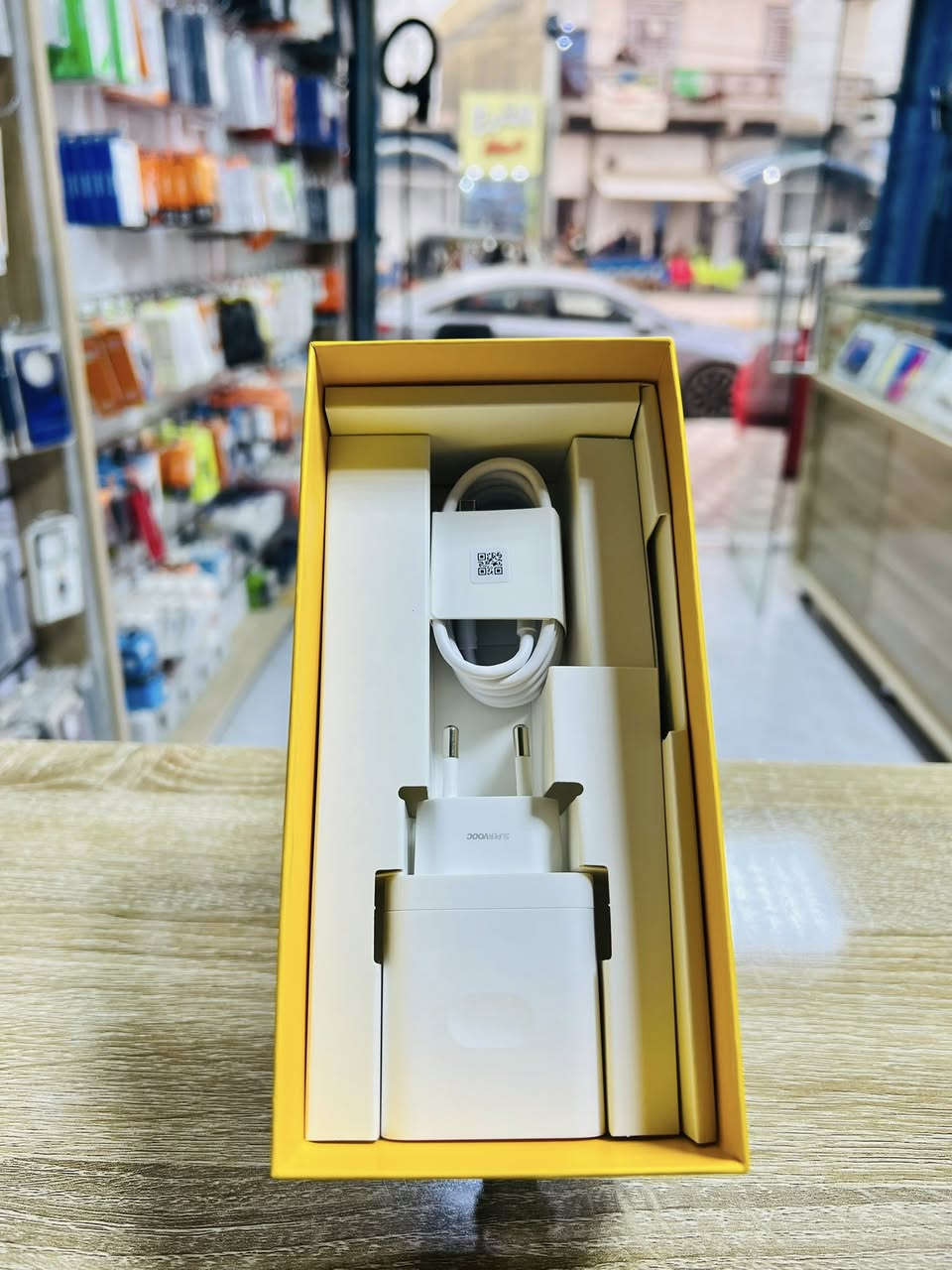 📱 ريلمي C85 برو 😎📱 

• بطارية 7000 ملي أمبير مع شحن سريع 45 واط
• شاشة أموليد 4000nit Ultra Bright 
• مقاوم للماء و الغبار بمعيار IP69 Pro
• معالج Snapdragon 685 Mobile Platform 
• ذاكرة 256 مع عشوائية 8 كيكا بايت

 
متوفر الآن في مركز الفجر للموبايل 📲 
جودة ، ضمان ، سعر مميز

للحجز و الإستفسار مراسلتنا عبر واتساب أو الإتصال على الرقم *********** 📞 

موقعنا : قضاء الفجر - شارع 30 - مجاور فلافل حمادي - مقابل مقهى سيد شمخي 📍
