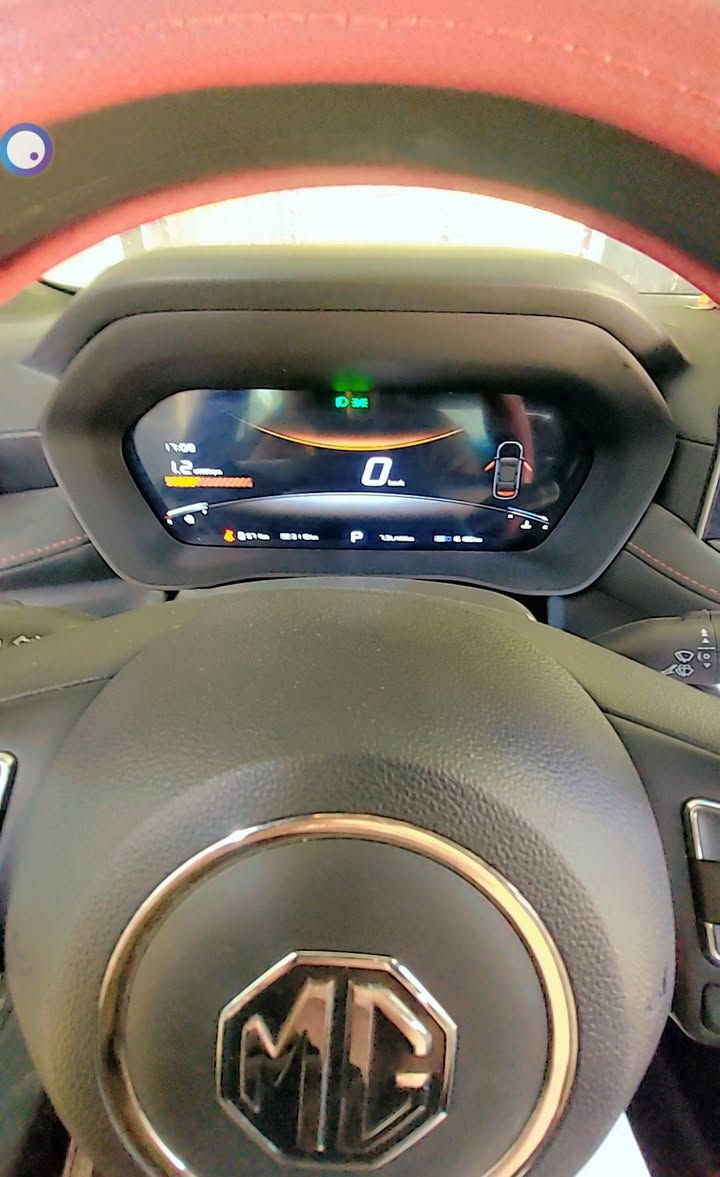 السلام عليكم  MG5 بلاس
السياره جديده جدا ماشية 18 
‎المحرك 1500 تنفس طبيعي 
‎كير اوتماتيك 
تبريد قطعتين امامي وخلفي دبل فريز 
‎شاشة كبيرة اندرويد
كامره خلفية دوارة 
السيارة بصمة +  بصمة ابواب وصندوق 
هندبريك بصمة 
اوتو هولد 
ويل كب كروم 
كروز سرعة 
تحكم ستيرن جهتين 
لايت + بك لايت لد Led
بلوجكترات امامية زنون Led
اشاير بالمري الجانبية 
لايت عدسة زنون +تكحم بالايت ماطور 
‎حساسات خلفية
حساس ضغط اطارات
 4 جام كهرباء اوتو 
داخل اسود وماروني
السياره بعدها بلازكات الشركة زيرو 
السيارة ترقيم جديد اربيل 
الاستفسار واتساب ***********
