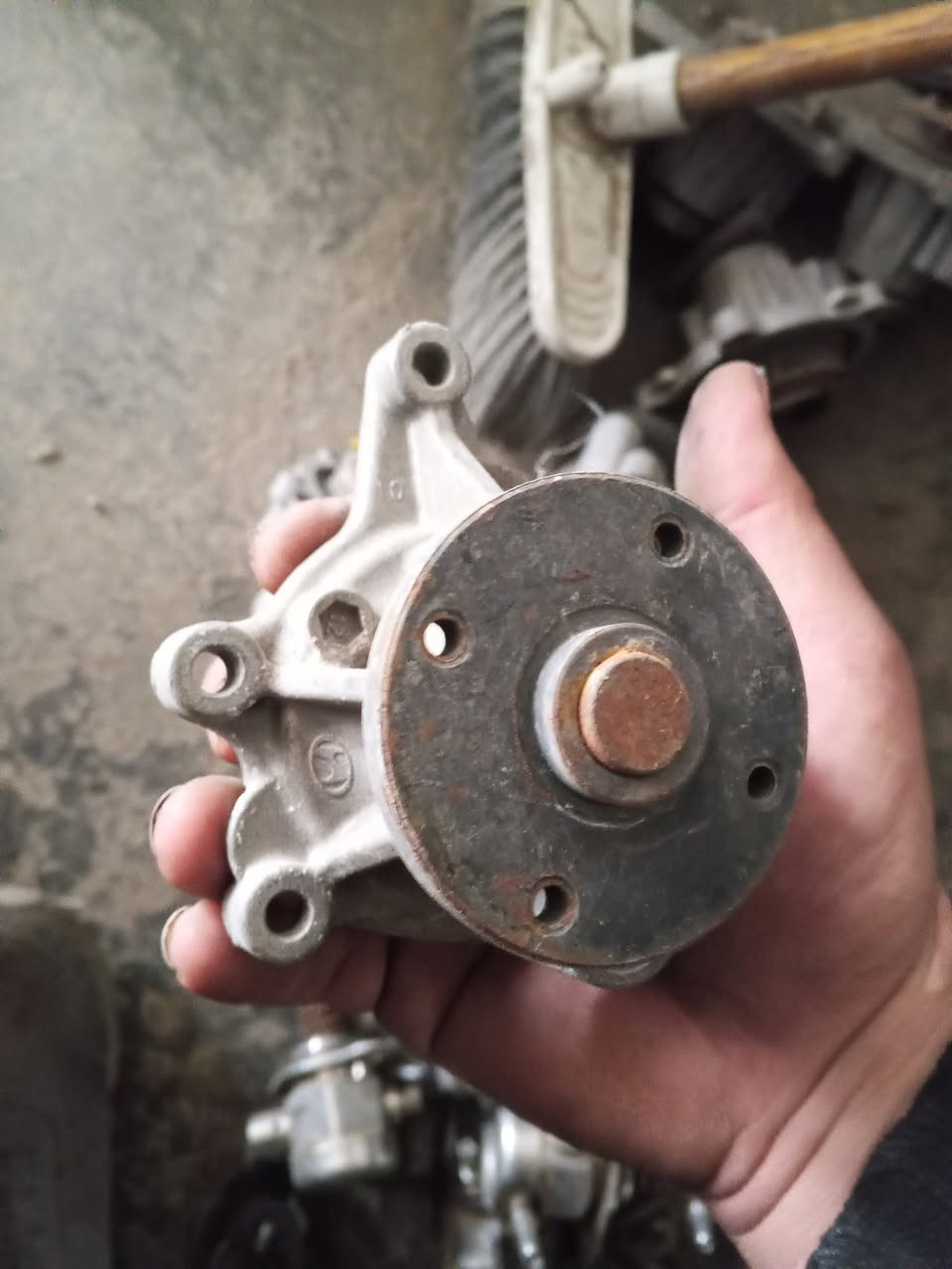 سلام عليكم
واتر بم كوري النترا ابوتما وسوناتا 

وتساب للتواصل ***********
