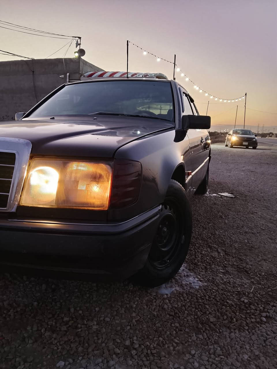 السلام عليكم شباب مارسدس دب لبيع
موديل 88محدث92
رقم بغداد بسمي مشروع وطني مداور شوكت مايعجبك سنويه ل30
مكينه وكير شرط حاويه صارلهن شهر وحت وصلهن موجود 

مكينه فيفيتي 2ونص تخم تاير جديد حداديه خير من الله 

كهربايات كلها شغاله تبريد عوزه بس غاز.  فتحه سلايت شغال سياره نضيفه نصبته حلوه وكاعده.          قواعد دبل وحده مصلحه وثانيه مابيه شي.   ولعلم سياره صورها اليوم موقبل سنه وتجي وشوف   ((مكاني دوانيه قضاء غماس ))***********.        السعر 55وبيه مجال بسيط
