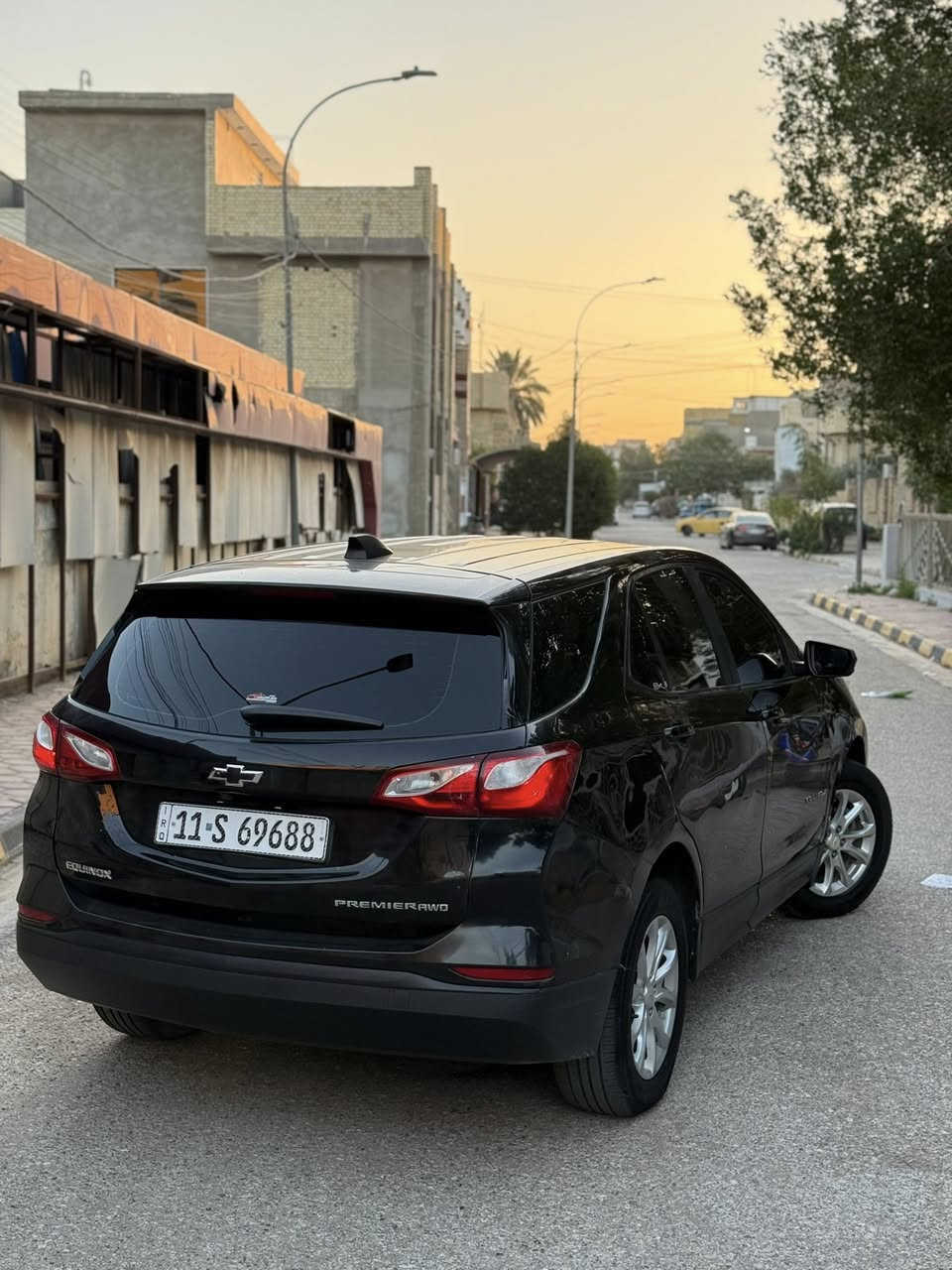 السلام عليكم.   السعر $135 
———————
اكوينكس 2020
وارد امريكي ضرره باب خلفي عكس السايق والجاملغ 
وبالعراق خشم البنيد بي صبغ 
المواصفات
—————-
كشنات جلد 
تدفئه كشنات
تحديد مسار 
رادار
بجم برمير 
فور ويل 
بجم زنون 
رقم بغداد بأسمي تحويل ثاني يوم 
ماشيه 103 كيلو متر مو ميل 
مكانه واسط الكوت مركز المدينه 
*********** 
السعر $135
