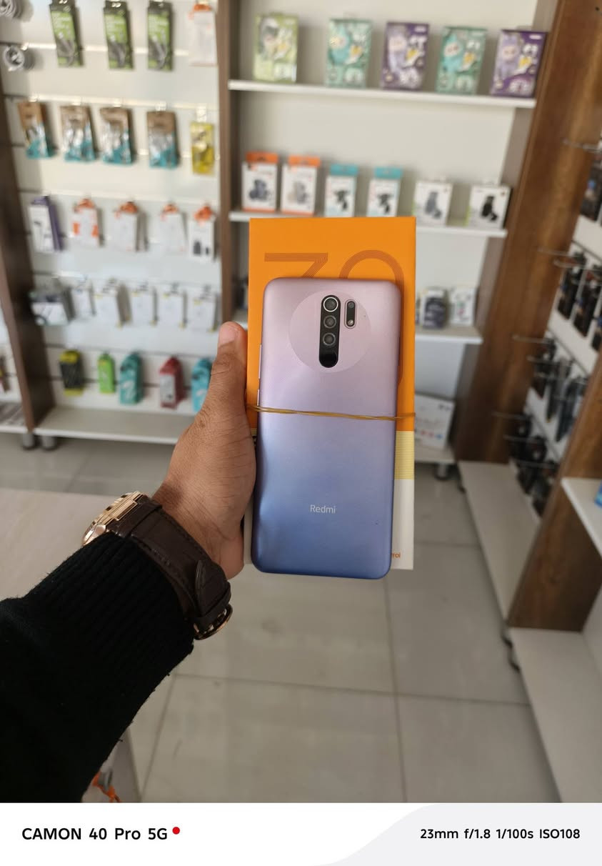 مجموعه تلفونات مستخدمه للبيع اسعار مناسبه توصيل جميع محافظات العراق ***********
