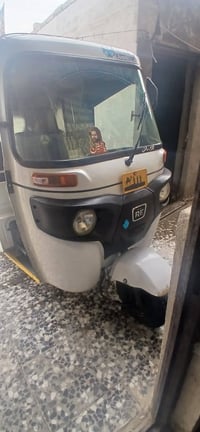 للبيع تكتك 2022شهر 11 مرقمه كامله انكليزي مكان بغداد المعامل العماري ه...