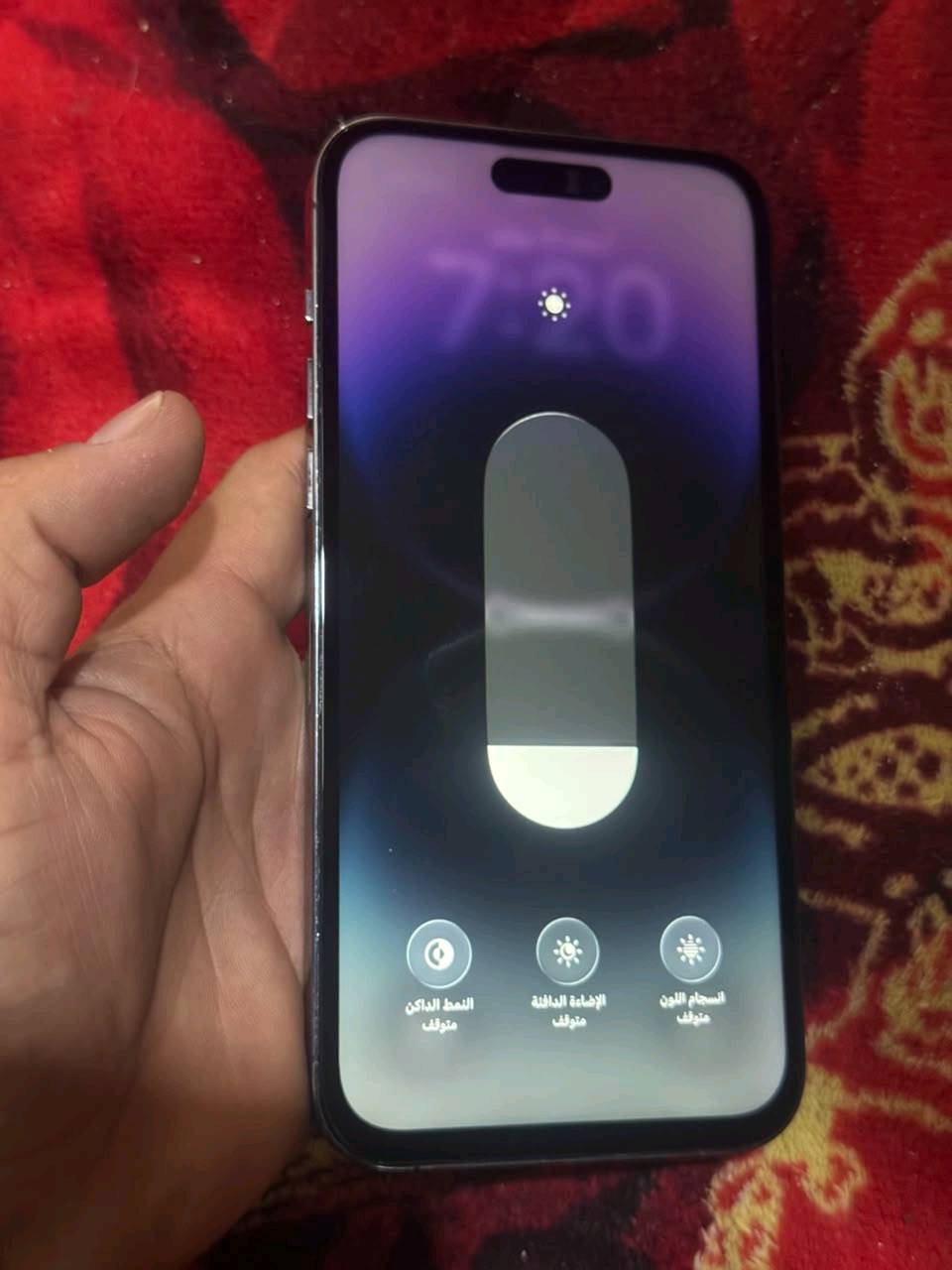 السلام عليكم 
ايفون 14 برو ماكس ذاكره 256 ✅
بطاريه 83 بلاد ✅ مبدل ضهر وشاشه اصليه 3 خيارات مثل ما جاي تشوف الجهاز نضافته 99/% ممتعوب 
السعر 575 مجاله بسيط ***********