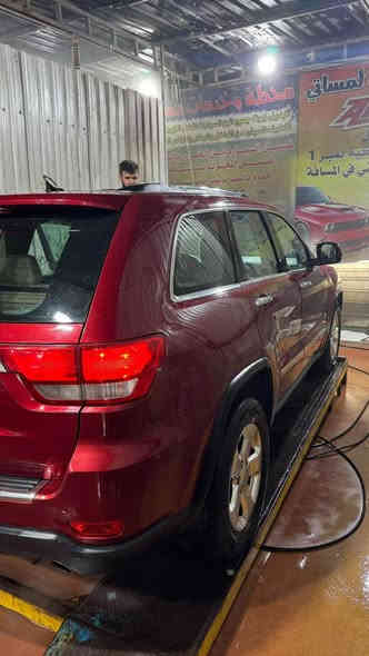 السلام عليكم 
جيب 2013 خليجي رقم بغداد 
لمتدد فول الفول مواصفات 
جكات
بانورما
كشنات تدفىه تبريد امامي خلفي
شاشه كامره مري قلاب
مكينه3600
فول سياره لمتدد 
تشغيل عن بعد 
حساسات مامي خلفي 
بيه بارد جاملغ امامي 
صدر السياره كله جديد

مكان السيارة بغداد/ السعر 188 وبيه مجال رقمي 

*********** بغداد
