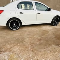 رينو سيمبول • ٢٠١٧ • سنوية جديدة