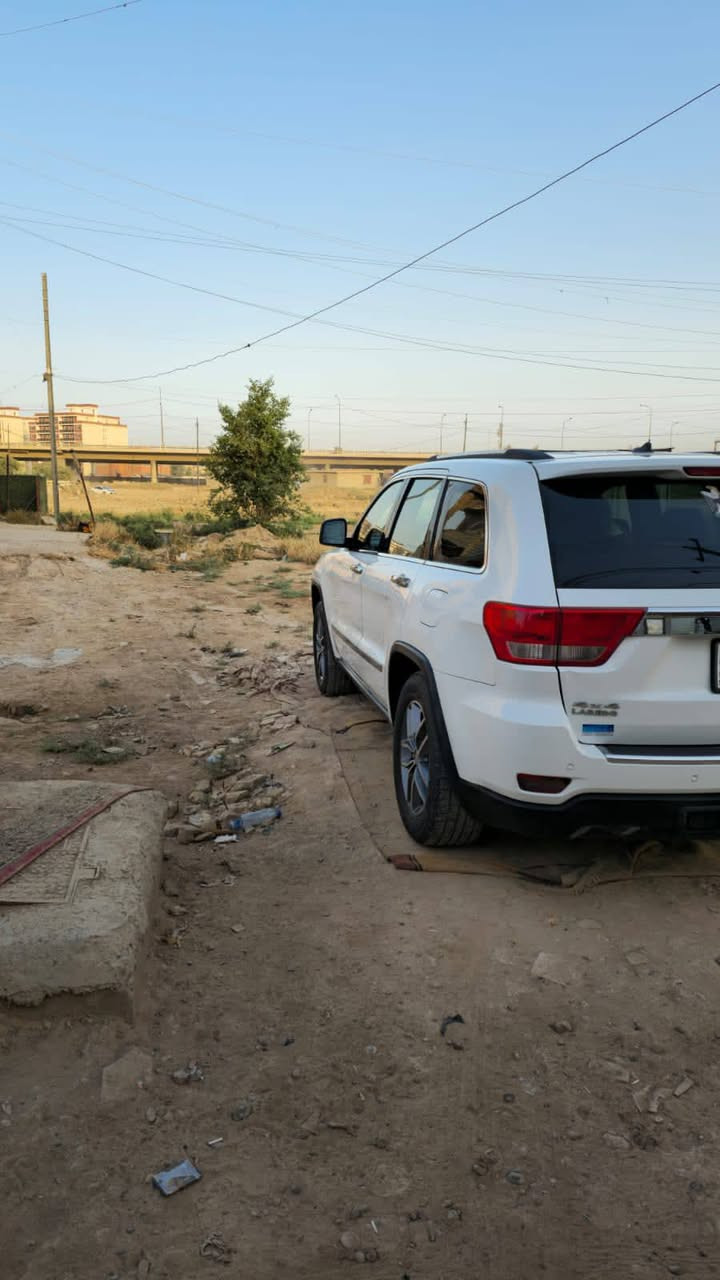 سلام علیکم جیب موديل 2013 رقم بغداد بسمي لمتد فول مواصفات 150 وبيها مجال مستعجل على بيعتها مكانها بغداد الكاظمية جكوك مكلف بل نشر 
*********** اتصال أو واتساب
