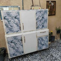 كاونتر الألمنيوم ٣ قطع للبيع مكان#بغداد حي الكوفه مقابل ام الكبر الغزل...