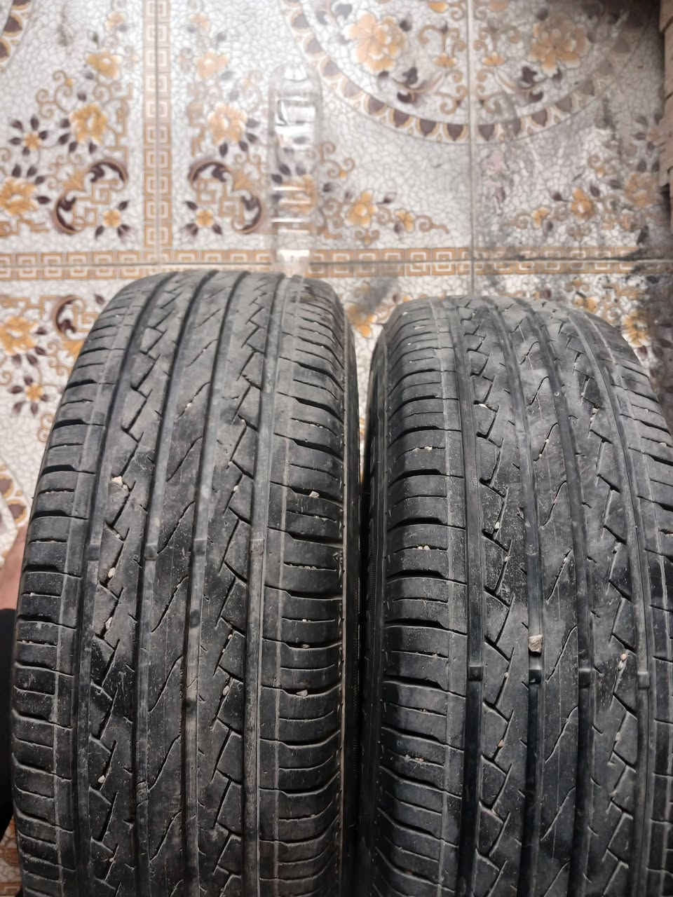 للبيع عقل او زوج دبل خلفي او سبير تاير اوويل
***********
