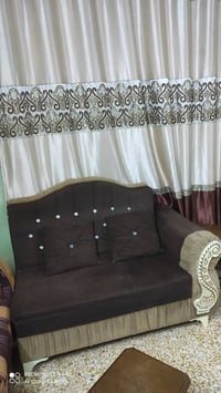 ديوان تركي للبيع 7 أمتار بس واحد بيها كسر سعر مناسب 75 الف 07517749419...