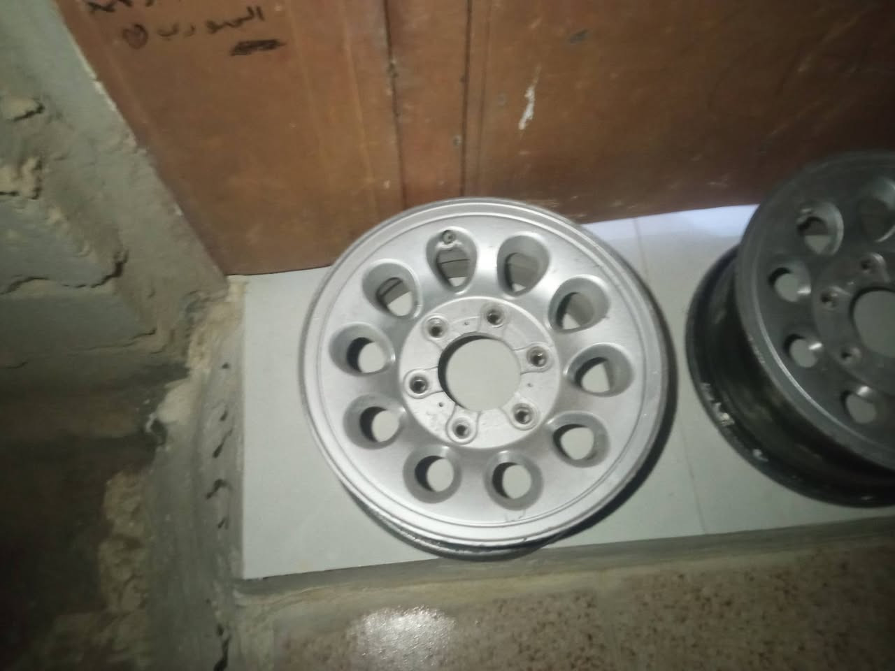 السلام عليكم تخم ويل دمعه للبيع حجم 14 نضيفات كلش مكاني بابل الحمزه الغربي خيكان ***********
