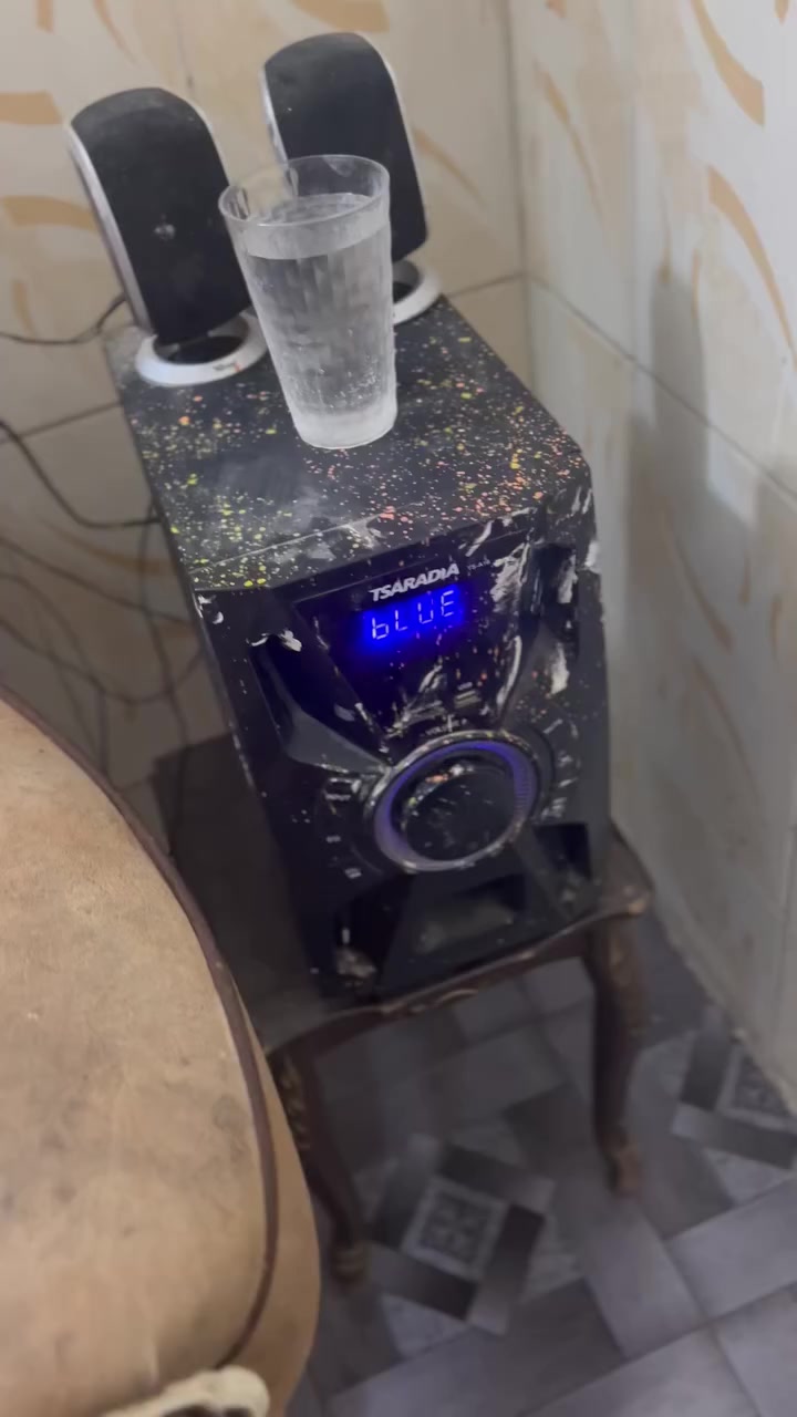 سلام عليكم سستم صوت رعيده شرط يهز الكاع طايح عليه شويه صبغ ما مصلح ابد. صوته يخبل 100 وبي مجال قليل فلوسه بي وعلي ***********
