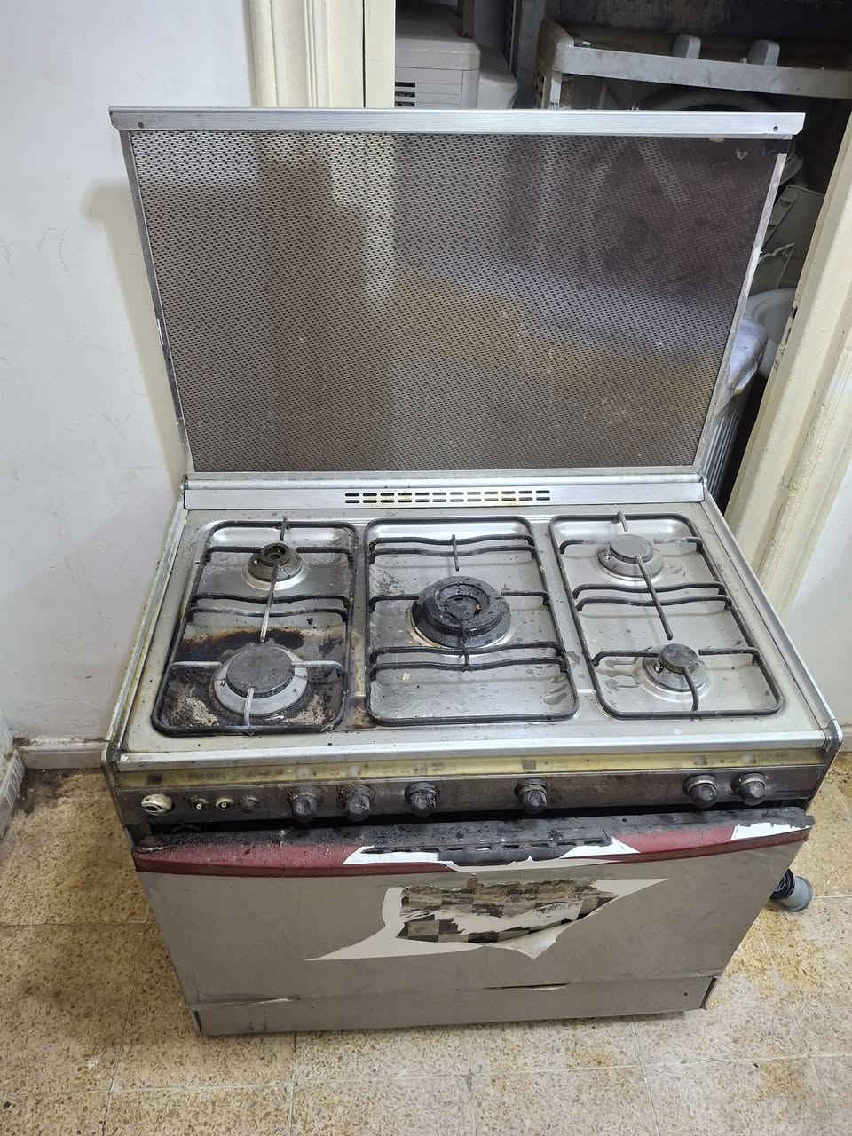 طباخ كريازي بلادي كله شغال قفل بدون اي عمله 100 ليحب يتصل ***********
