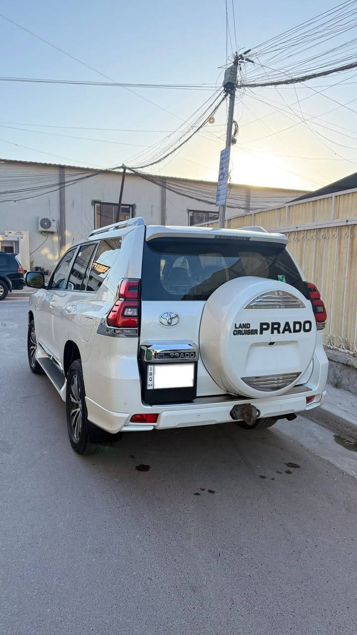 سلام عليكم  برادو ساز ( VX )١/١  مديل 2022
دبل تانكي
 • الممشى: 52,000 كم
 • السيارة على وضع الشركة (كتلوكات كاملة)
 • كاعيات + سبير منازل

🔹 الحالة:
 • كفالة عامة (فتح، صبغ، تبديل)
 • بيها أصبعين BDR خفيف جداً (ما يبين حتى بالسونار)
 • رصعة خفيفة على وضعها

🔹 المميزات والإضافات:
 • دشبول لكزز
 • دبل ماوس
 • كشنات خلفية كهرباء
 • 4 كاميرات
 • بجم نيكل + سبير نيكل + ويل نيكل + ترايش نيكل
 • شفتات مقود
 • دبل تحكم بالمقود
 • مقود كهرباء + ميموري
 • مرايا طي + إشارات بالمرايا
 • أشاير ترحيب
 • زنون لايت + LED + لايت قلاب

📍 العنوان: شارع فلسطين
📄 الملكية: تحويل مباشر

💰 السعر: 477 (قابل للتفاوض البسيط)

📞 للاستفسار:  ***********
