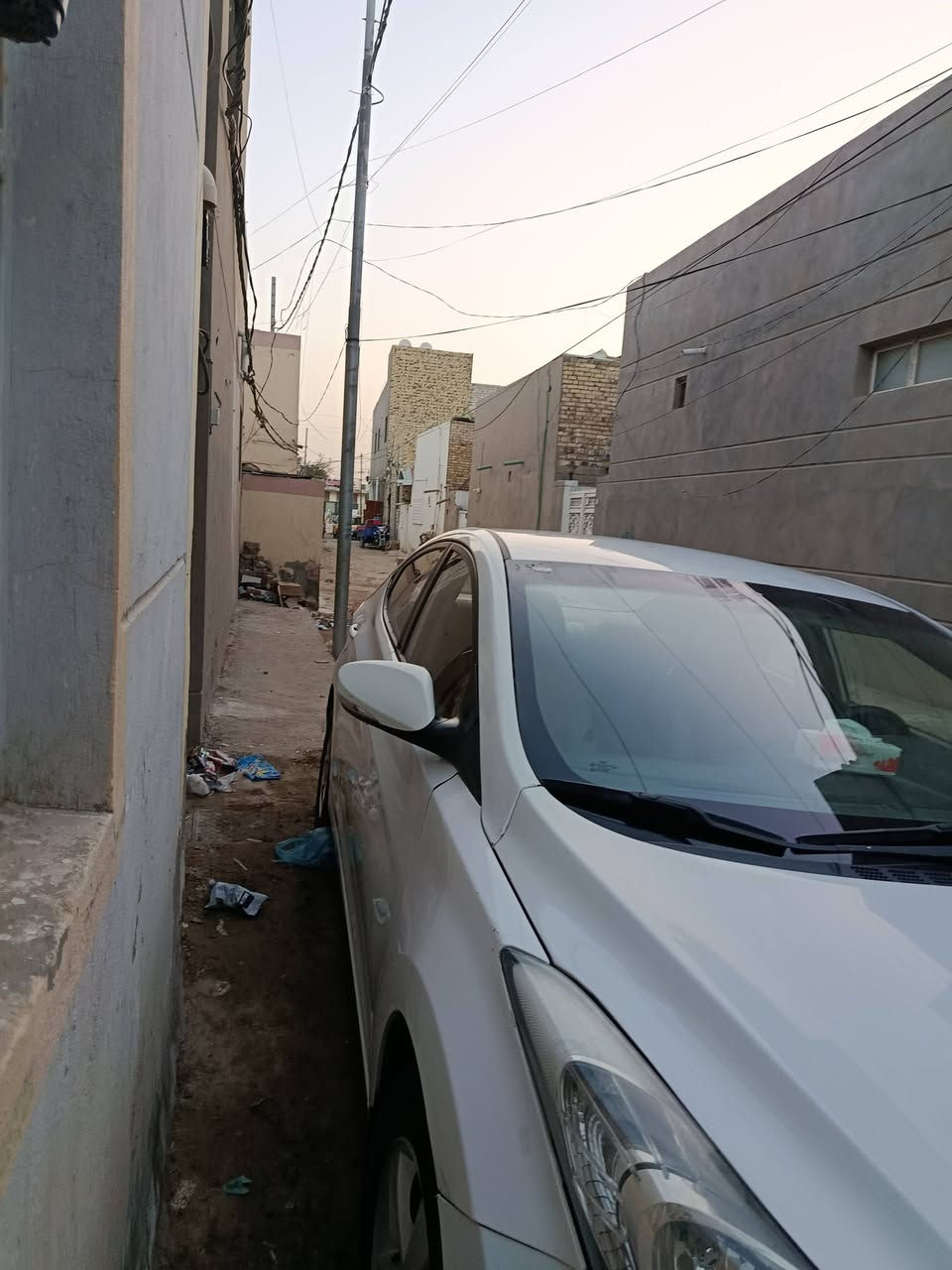 لانتره مديل 11رقم اربيل بيه ضربه بلجاملغ لامامي جيه العبري سيارة خليخي محرك 1800 مراوس بتكسي  أو بيع السعر 92. للاستفسار اكثر مرسله الصفحه او لاتصال ع رقم ***********
