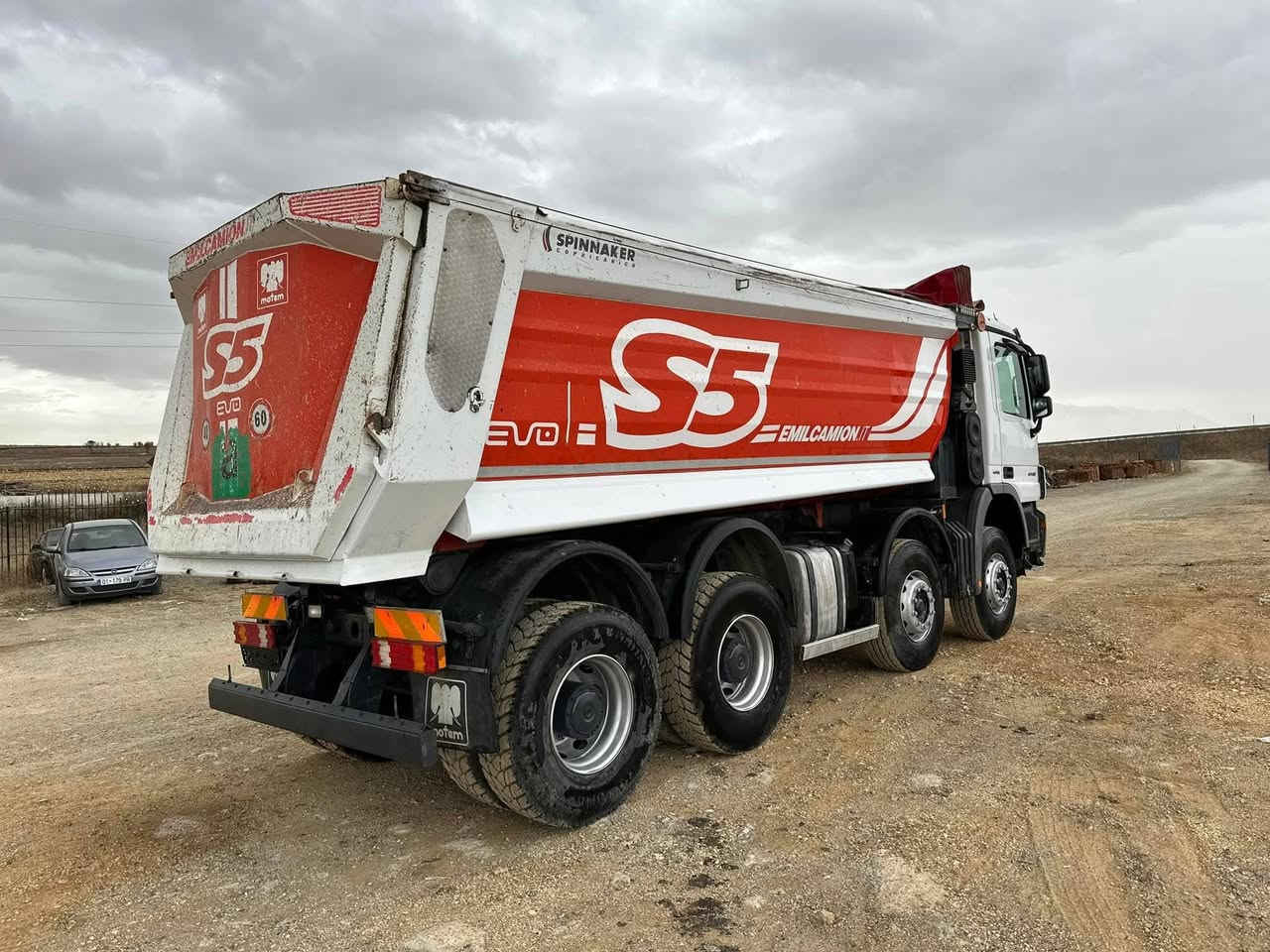 Mercedes banz
Actros 4146موديل2008 الون ابيض
عدد 2
سنة الصنع 2010 حجم 41.48 كير عادي
مجموعة جي اف 
عدد المحاور 4 
نظام المحور 4×8
سعر 100 الف دولار 
شامل كمرك ضريبة شحن 
مدة الوصول 25 يوم بعد الحجز


**إذا كنت صاحب هذا الإعلان وتريد حذفه لأي سبب، رجاءا أرسل رسالة إلى الدعم الفني**