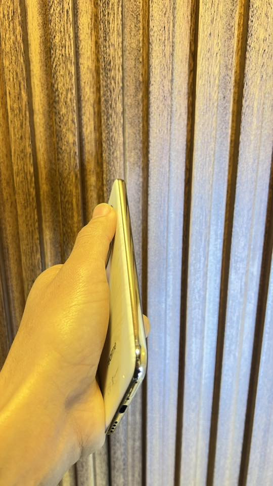 ريلمي 14 برو بلص
ذاكرة 512
رام 12+12
لون مميز
دبل سيم كارت
ملحقات شاحنه فقط
ببجي 90 فريم 
موصفاته معروفه الجهاز 
سعر :480 وبي مجال بسيط
الرقم:***********
