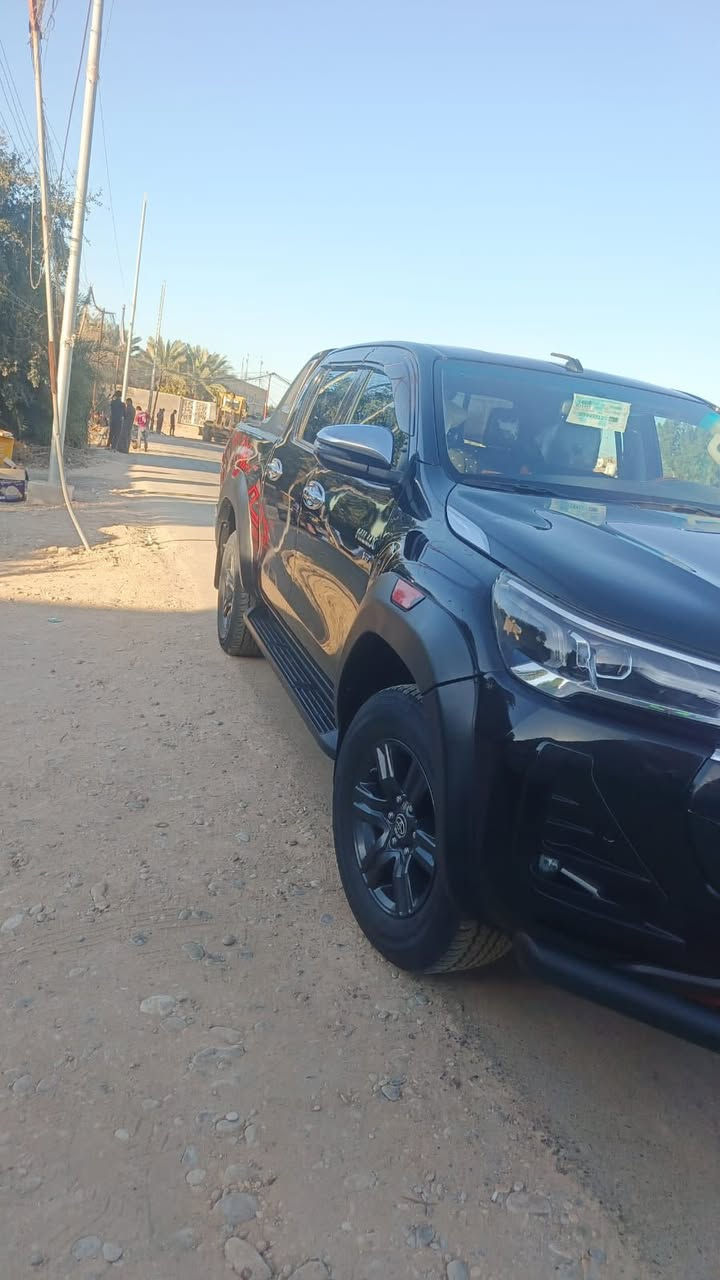 تي ارد دي موديل 2023 للبيع 

مواصفات هايلوكس معروفه 
سياره مكفوله ماعدا اربع اصابع بارد بجاملغ الامامي الايمن 

رقم شمالي موجود تحويل وكاله 

السعر 375ورقه 

مكان سياره بغداد البلديات 
للاستفسار ***********
