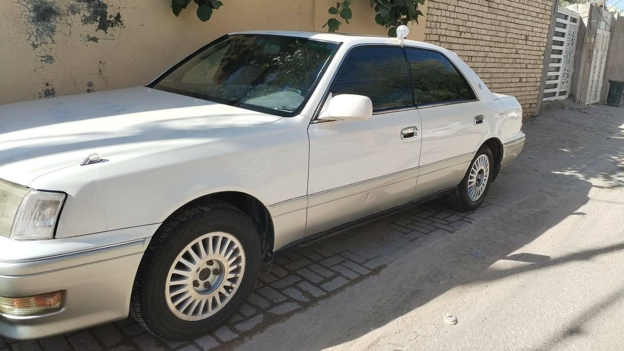 سلام عليكم شباب سياره راس ثور البيع رقم نكليزي مدوار ثاني البيع او مراوس اني مكلف بل نشر رقم صاحب سياره ***********
