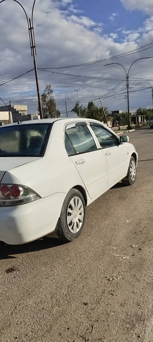 اسلام عليكم لانسر موديل ٢٠١١ بسمي سنويه ٢٠٣١ هزه شهر الواحد سياره على وضع شركه من مكينه الى كير إلى حداديه سونار مرفق بلنمشور سياره ماشيه 105 سعر ٩٨بيها مجال 
عنوان ديالى بلدروز 
***********
***********
