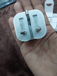 آيفون ١٥/١٦ • ٣٥ واط • واير كتان