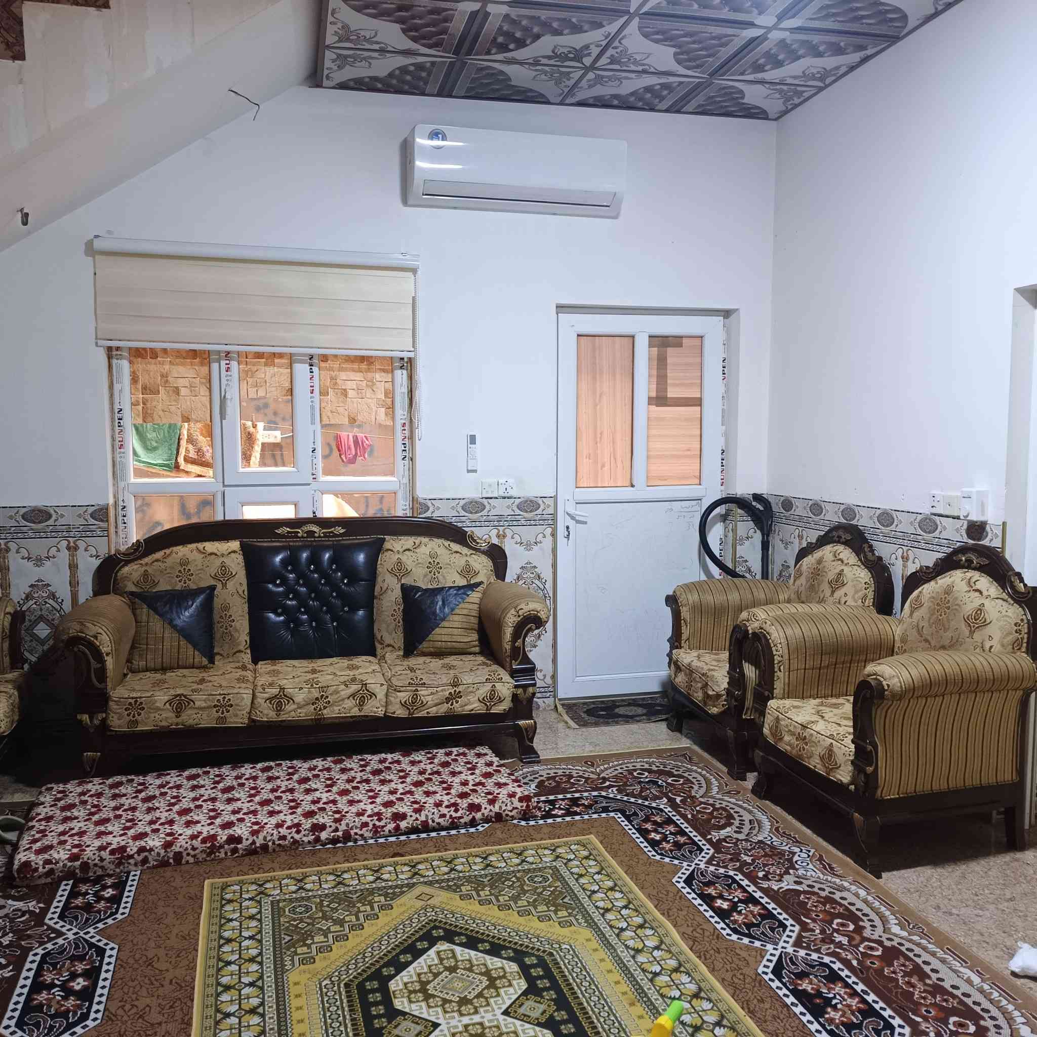 السلام عليكم ورحمة الله وبركاتة تخم للبيع مستعمل قليل السعر 400 وبي مجال النعوان تكريت التواصل على الرقم ‏‪***********‬‏
