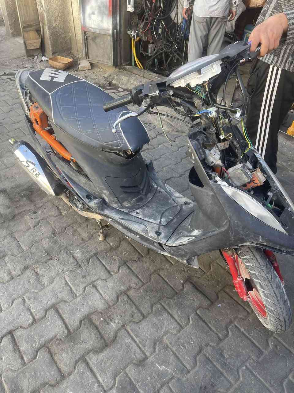 السلام عليكم دراجه ماكس عدله للبيع للبيع دراجه بيه صالنصه رياضيه دراجه شغاله  وكلشي مابيه وخير من الله  وشلعه ومعدل صاروخ وشرط نكره بكل وقت كفرات مختمه ولون حلو وسواد كامل موجود مالته دراجه عوزه ترتيب شويه وظفيره جديده مالته السعر مناسب كلش السعر 340وبيه مجال مو شراي لتراسل يرحم والديك ولشراي خاص وبخدمته اني المكان نجف حي الانصار


**إذا كنت صاحب هذا الإعلان وتريد حذفه لأي سبب، رجاءا أرسل رسالة إلى الدعم الفني**