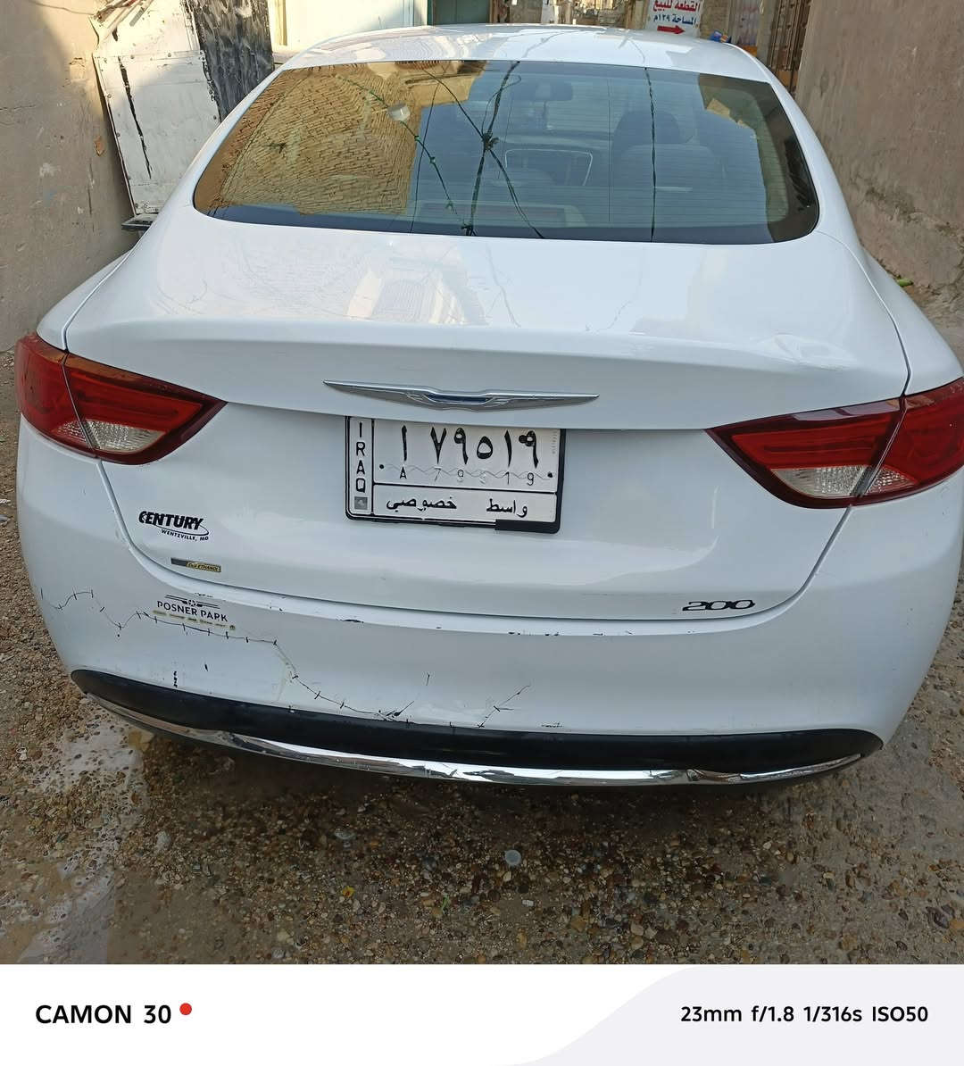 السلام عليكم c200 موديل 2015 محرك 2400 مواصفاته عاديه شاشة كبيرة كشافات تبريد تدفئه شغالات حداديه كامله  محرك مبدل بيه اويل بم وظاغطات الزنجيل يعني مفتوح بس مو مجفت رقمه واسط مكانه حله مركز المدينه باسمي شرط المداور بعد الشراء ضرره موضح بالمنشور سوناره بيع فقط بدون مراوس  الاتص *********** السعر 95 بيه مجال بسيط جدا
