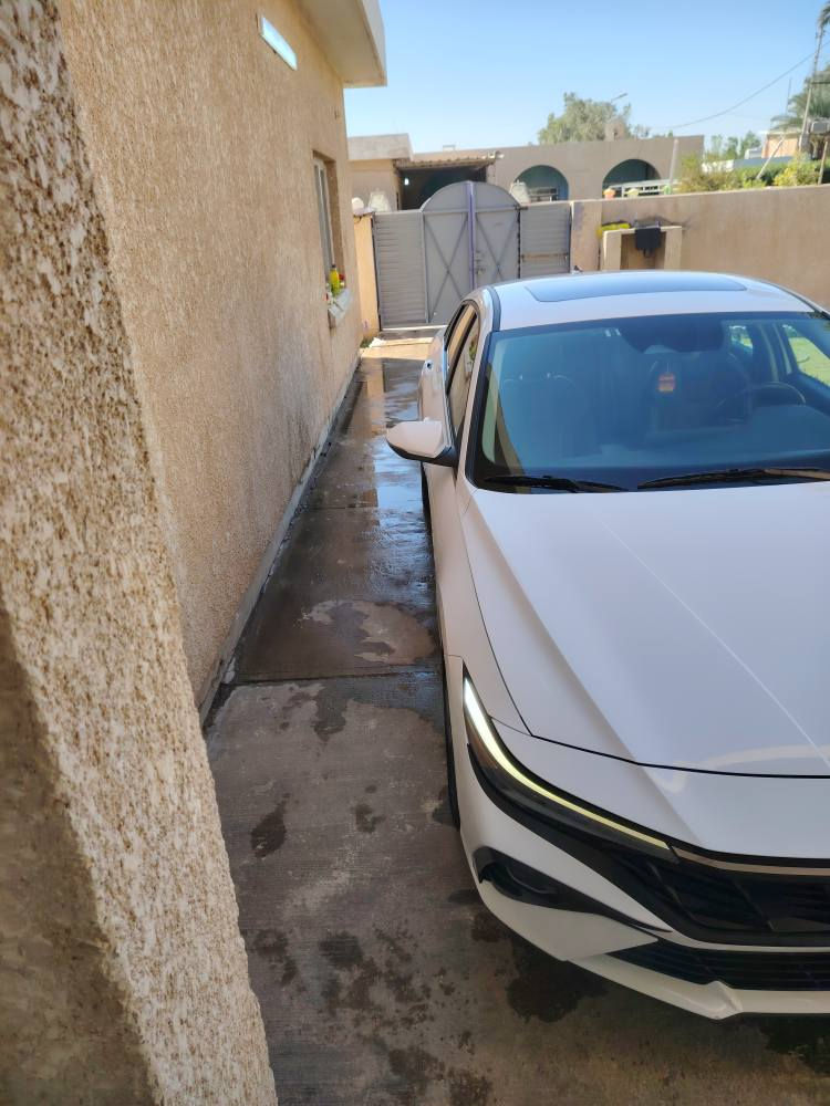 السلام عليكم 🧿 

هونداي النترا 2024 هايبرد (بانزين)

لمتد فول واحد على واحد 1️⃣ 

مواصفات السياره:

دخول ذكي 

فتحه سلايد 

اناره ترحيبيه في قبضات الابواب 

صندوق ذكي 

رادارات 360

نظام محافظه على المسار 

قياده ذاتيه

شحن واير ليست

حساس خلفي

اضائه اماميه 3عدسات 

بك لايت لد 

داخل جلد

وضعيات مقاعد ميموري لمقعد السائق

 تدفئه المقاعد 

اضائه دشبول متغيره 

تبريد شاشه مناخين منفصلين

شاشه متصل كبيره 

شاشه عدادات دجتل 

نضام الصوتي شركه Boss

اوتو هولد 

هاند بريك بصمه 

وضعيات قياده(نورمل سبورت سمارت)
تخم تاير جديد مرقمه جديد رقم بغداد
مكان سيارة بغداد الغزالية 
السياره  صور الحادث مرفقه معه  السعر 170 للاستفسار الاتصال ع *********** بغداد, العراق
