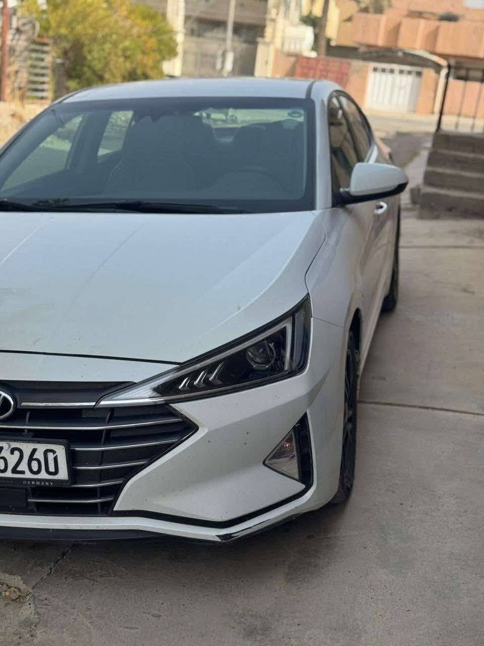 السلام عليكم
🔹 للبيع فقط 🔹
هونداي النترا 2020 وارد أمريكي
✅ محرك 2000cc دوش (المرغوب) ✅ كير AT ✅ شاشة كبيرة ✅ تحكمات ستيرن ✅ نقطة عمياء  ✅ صبغ فقط رأس البنيد ✅ بدون فتح، بدون أرباك، وبدون دواخل ✅ بيها بارد شوف العين
💰 السعر: 126 ورقة، وبيها مجال للشراي 
📍 مكان السيارة: صلاح الدين - تكريت
📞 للاستفسار: *********** *********** (واتساب)
وحياكم الله
