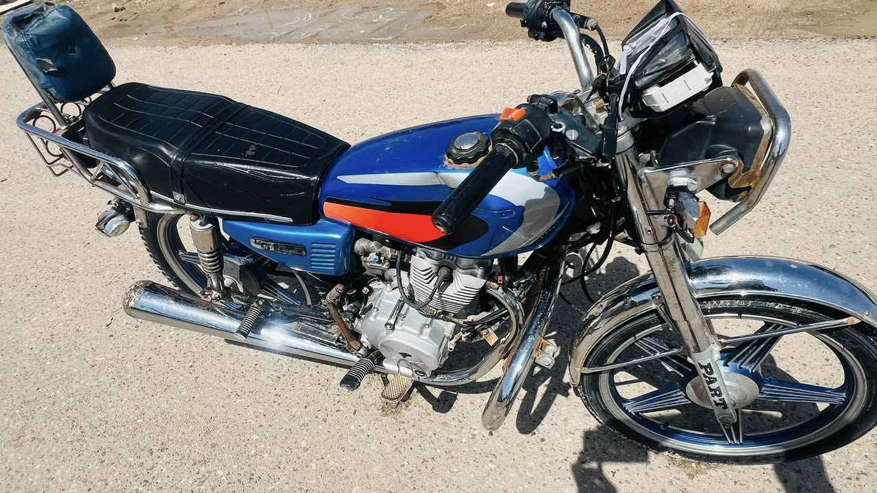 بارت مديل 2022 اوراق اصولي
‏￼سوق الشيوخ /// 550 وبيها مجال 

***********
