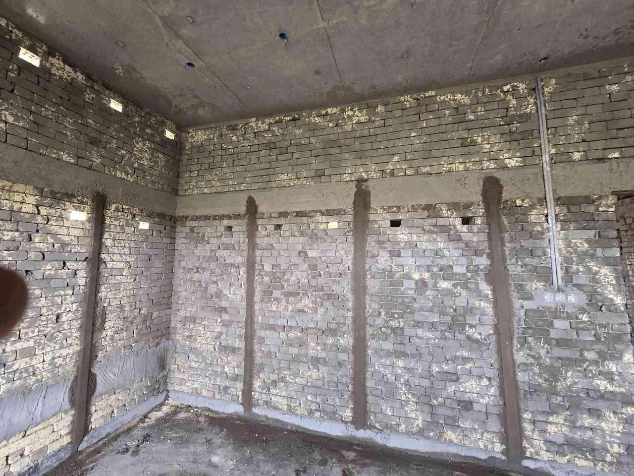 لبخ اسود وابياض متر وقطعي شرط تسليم هندسي التزام ودقه ونضافه ***********
