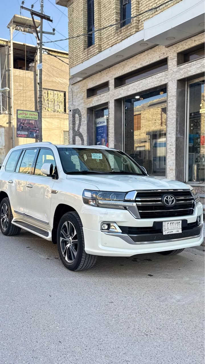 لاندكروز 2020 ساز اصليه الباب الاول مكفوله كفاله عامه حتى الدعاميات ما عدى بارد بسيط بلجاملغ الخلفي فول مواصفات ساز رقم بغداد مشروع وطني محرك 8 سلندر كير شرط الكفاله ماشيه 76 الف السياره ع وضع الشركه تخم تاير حداديه تبريد السياره جاهزه السعر 540 بيع او مراوس حسب القناعه *********** عنوان السياره بصره المدينة, البصرة
